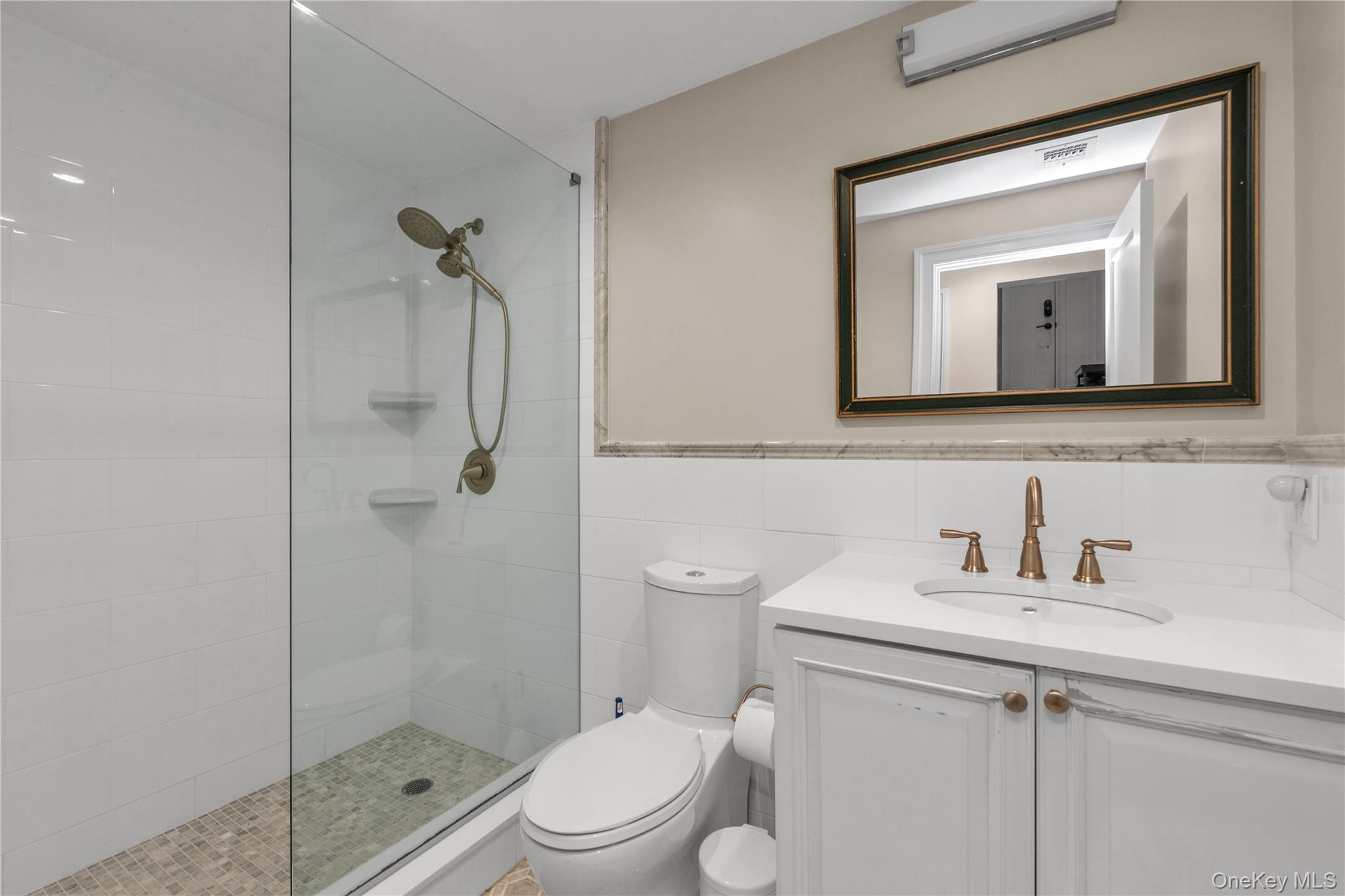 9 Winding Way – For Sale photo 14