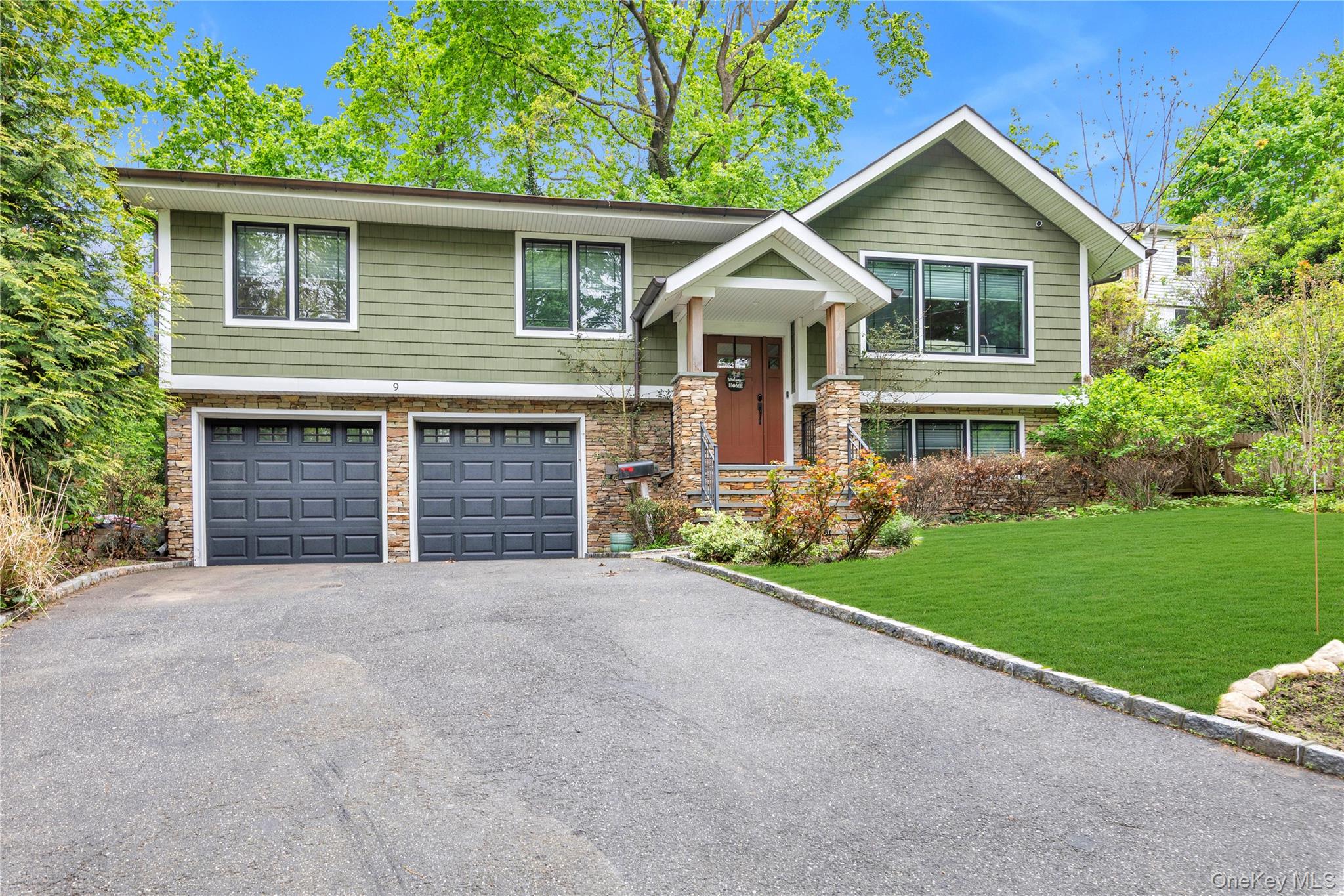 9 Winding Way – For Sale photo 18