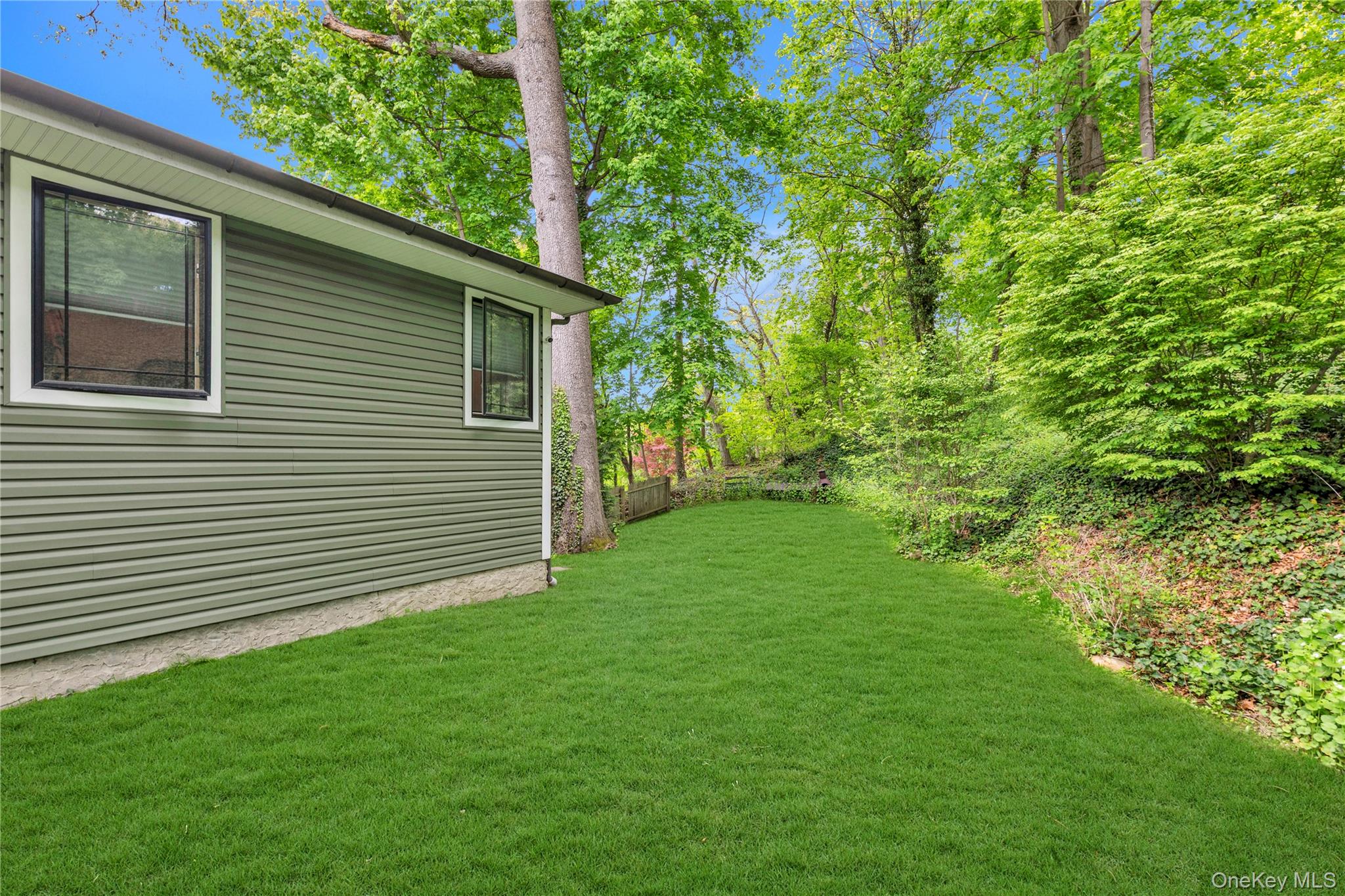 9 Winding Way – For Sale photo 17
