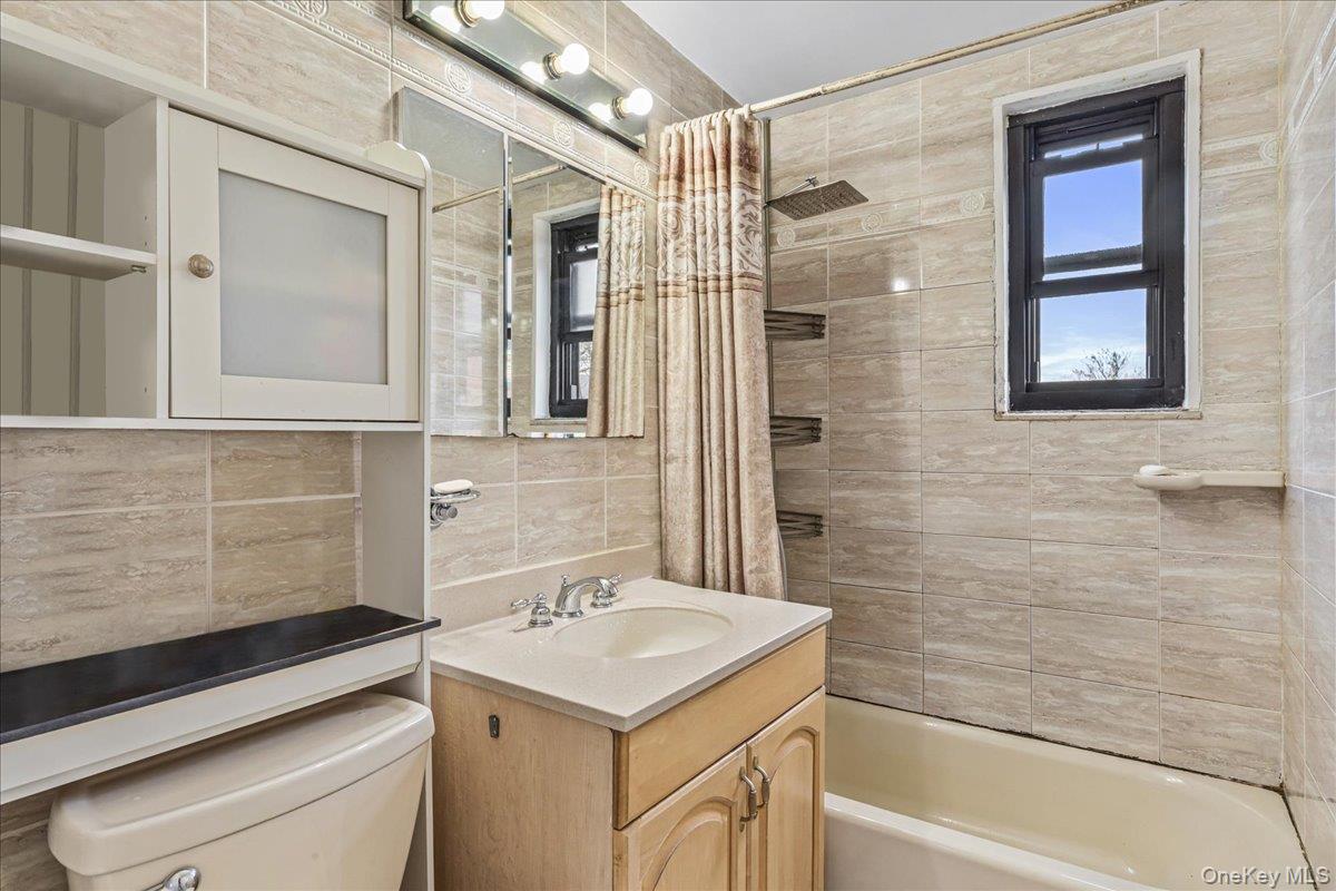 160-10 Cross Island Parkway, Unit 6-178 photo 9