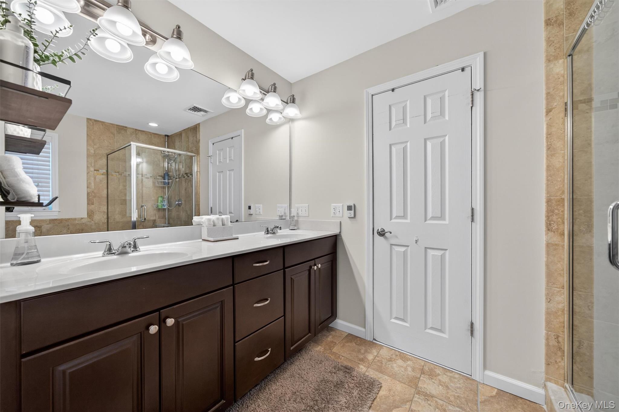 2 Primrose Lane – For Sale photo 29