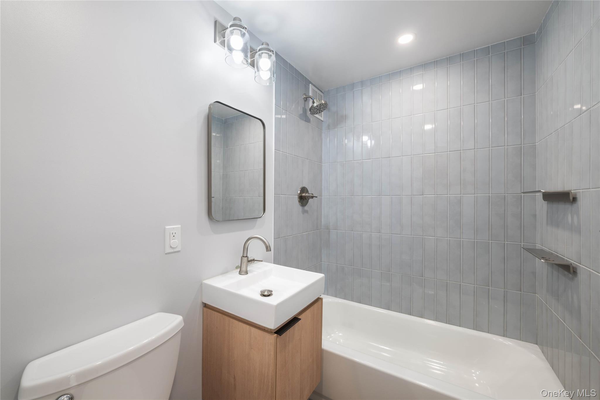 3725 Henry Hudson Parkway W, Unit 3DE photo 15