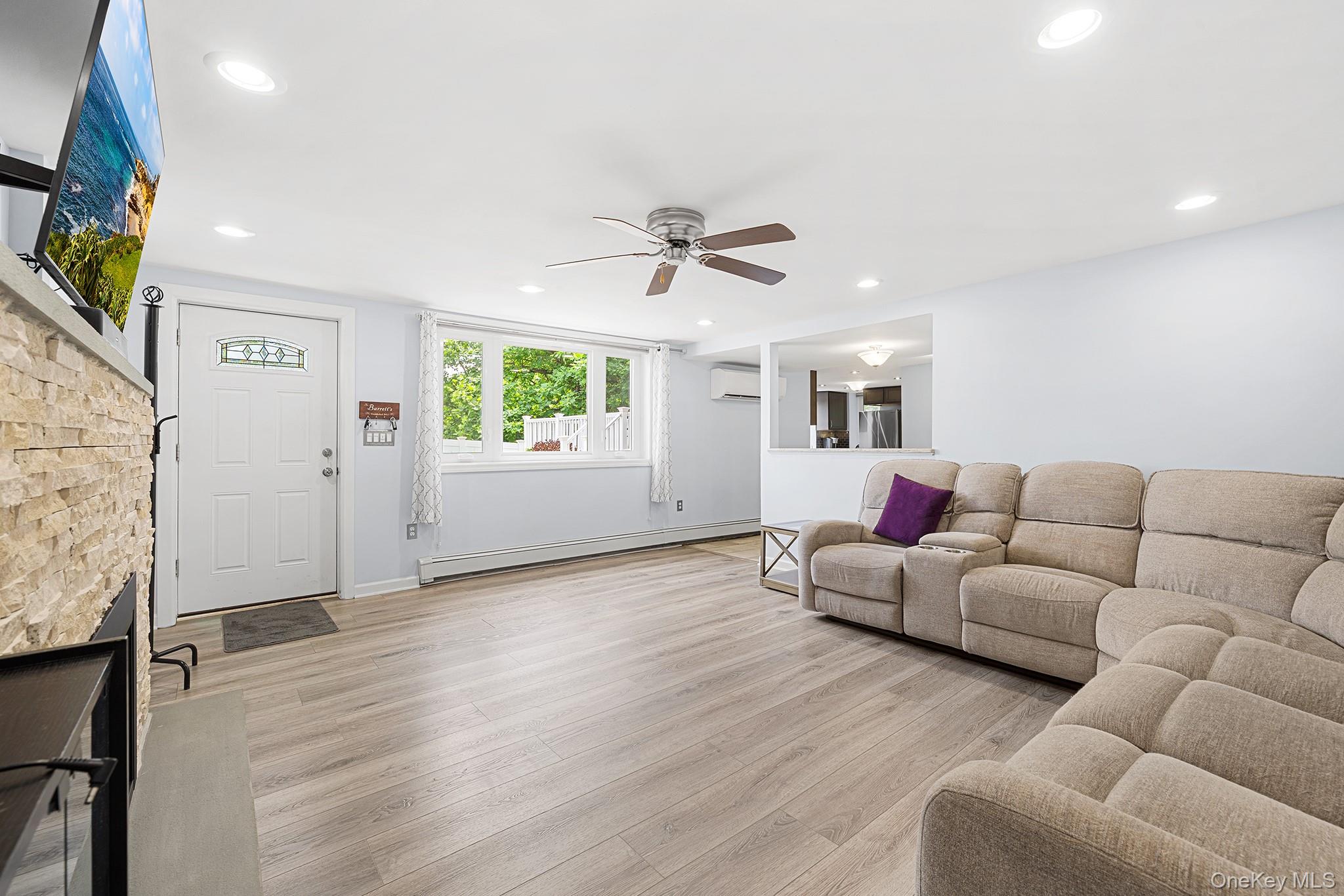 10 Holland Drive – For Sale photo 6