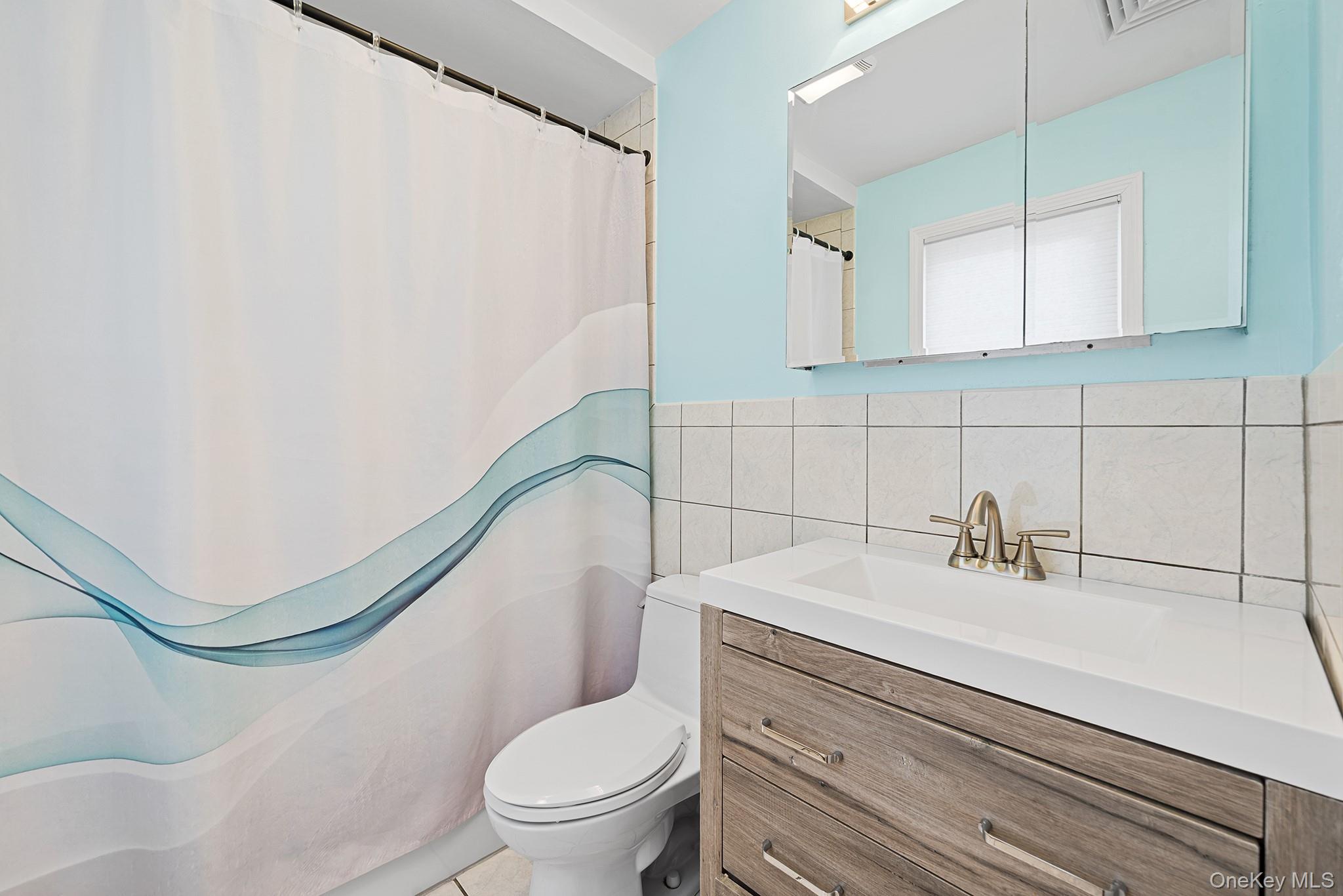 10 Holland Drive – For Sale photo 12