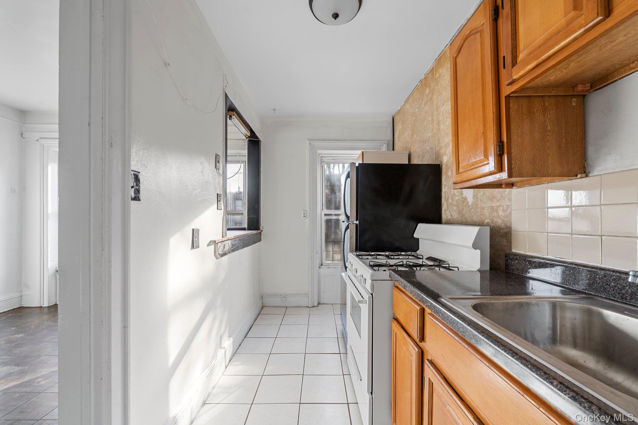 1330 Dean Street – For Sale photo 15