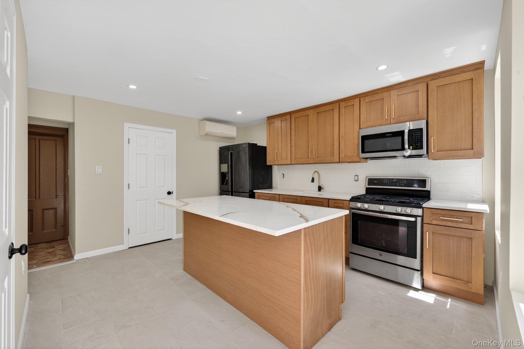 1330 Dean Street – For Sale photo 5
