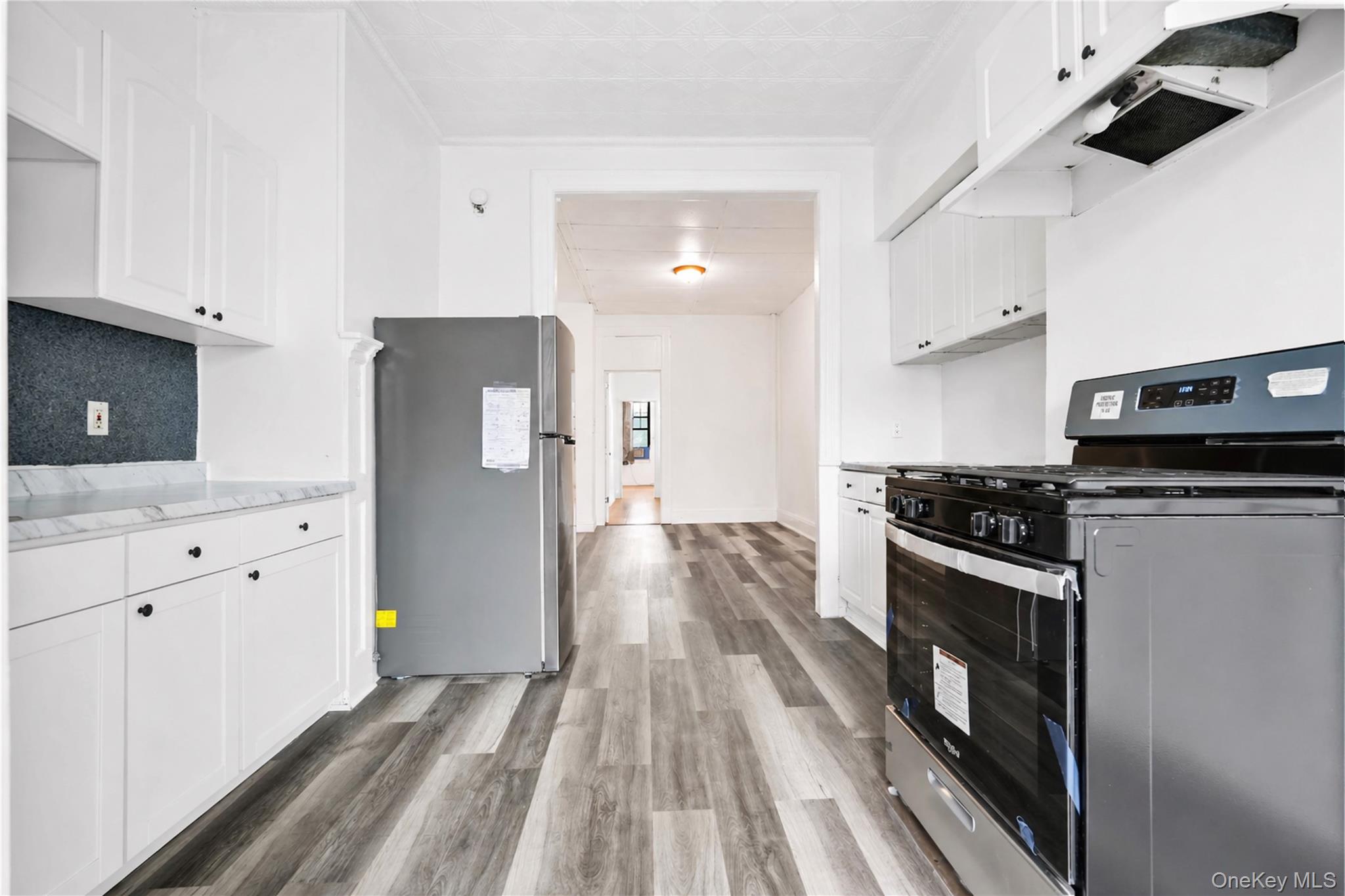 71-60 69th Place, Unit 1L photo 7