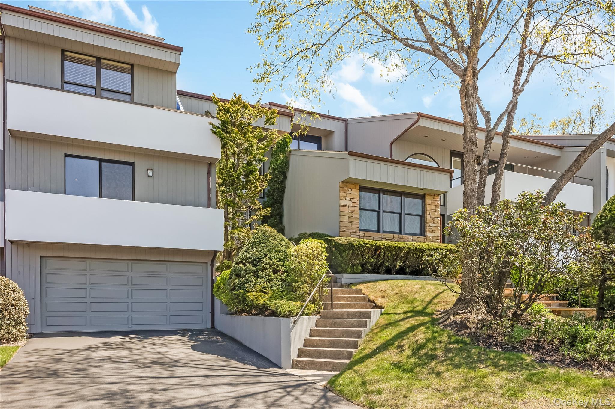 71 Eagle Chase – For Sale