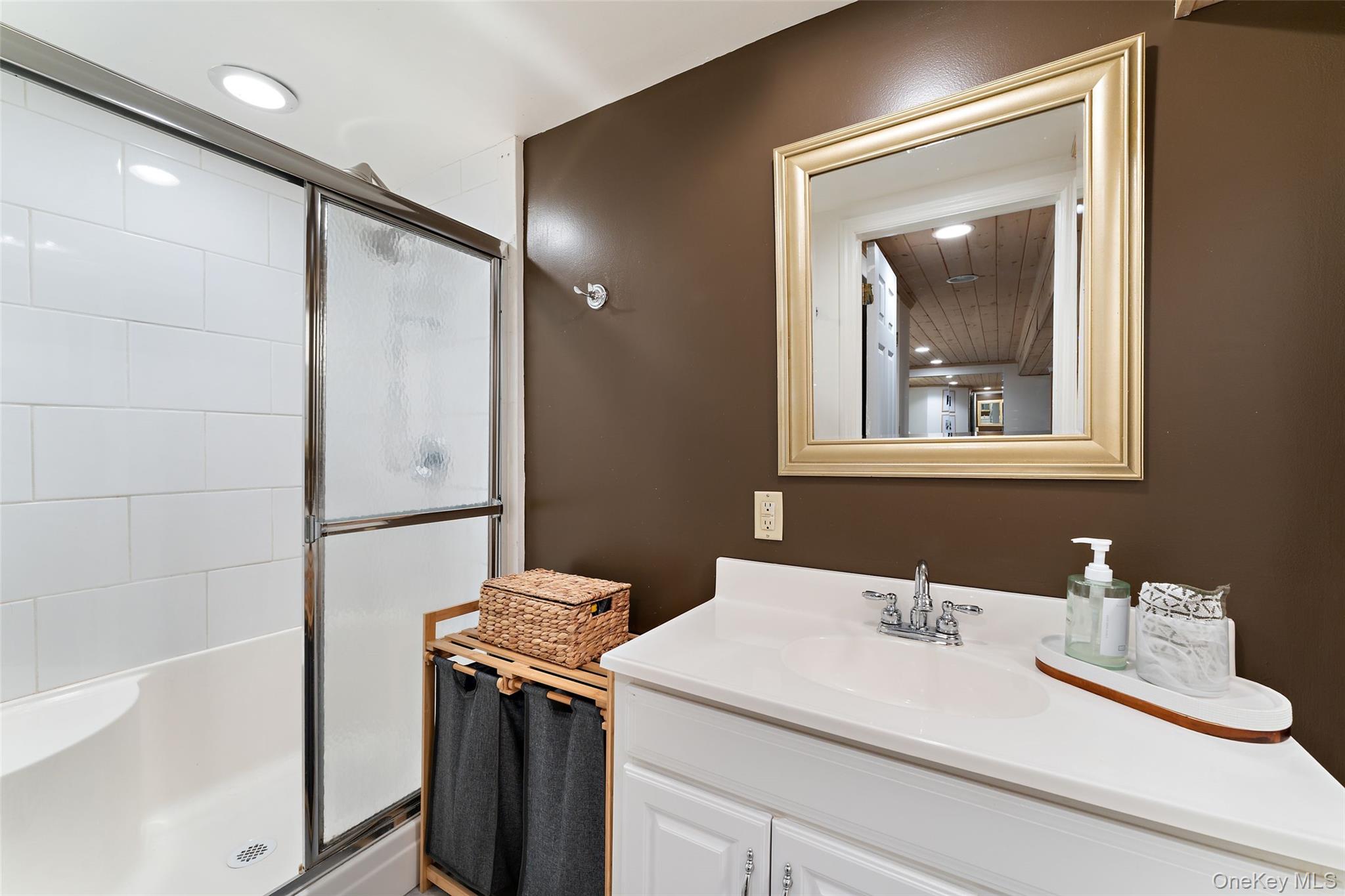 14 Earlwood Drive – For Rent photo 26