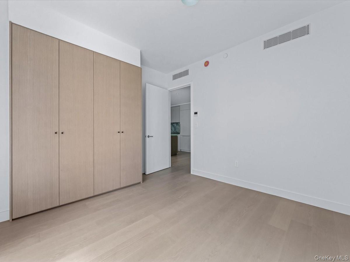 250 E 25th Street, Unit 9B photo 13