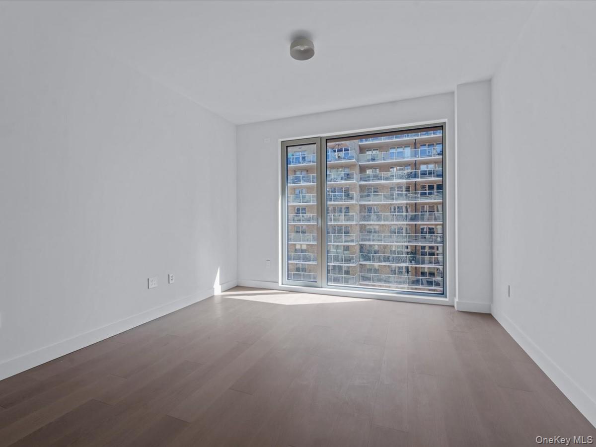 250 E 25th Street, Unit 9B photo 10