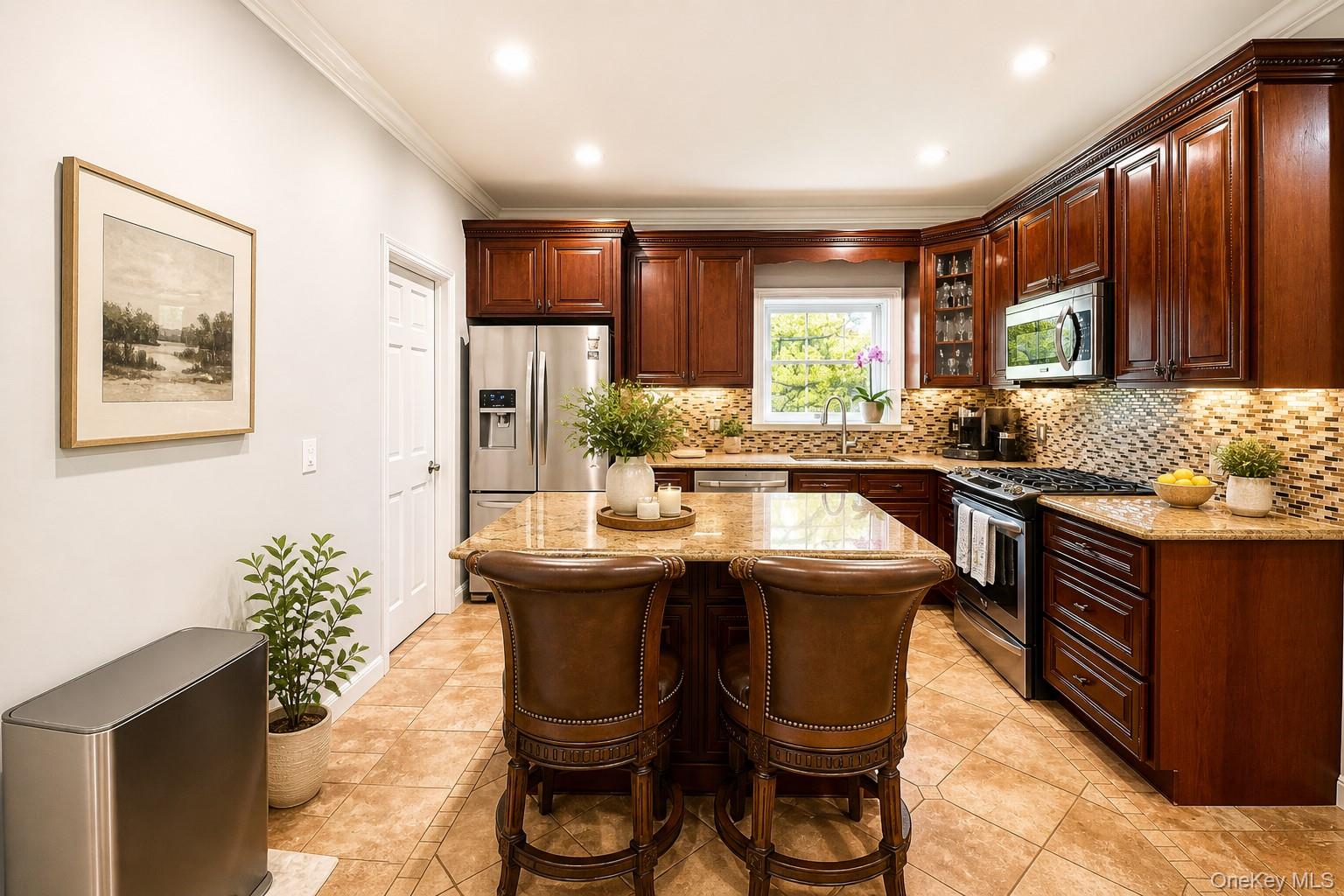 6 Inwood Place – For Sale photo 3