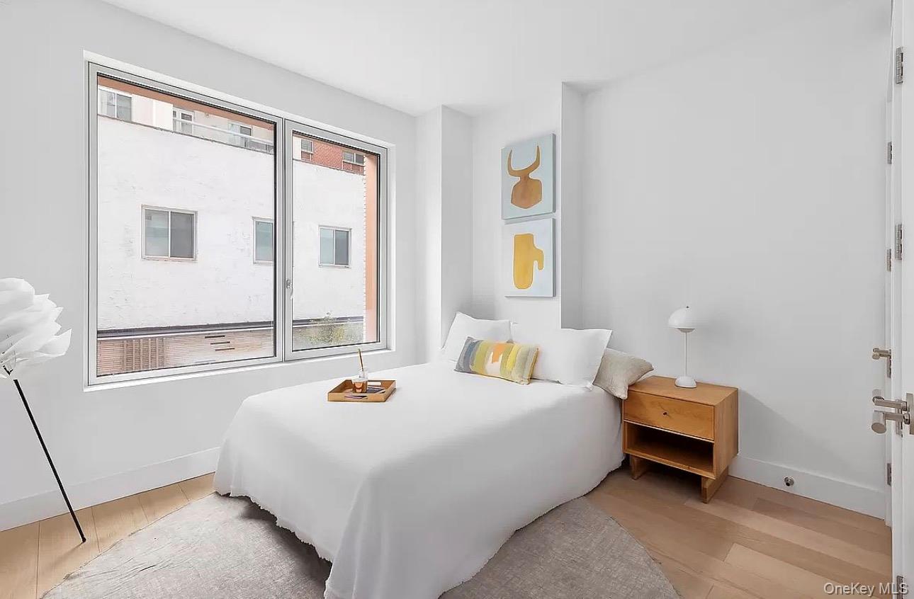 208 Delancey Street, Unit 1B photo 5