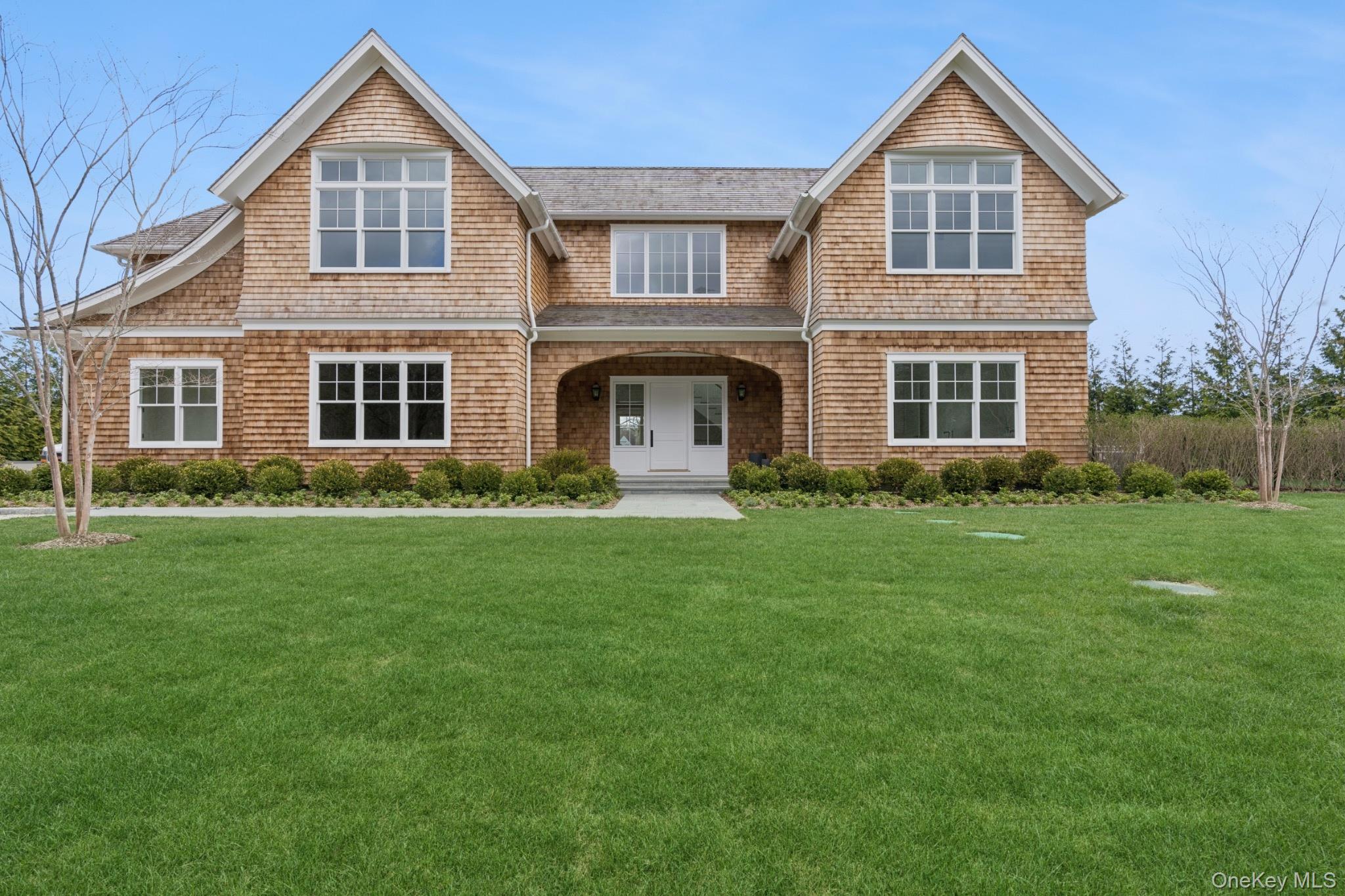 460 Edge Of Woods Road – For Sale photo 5