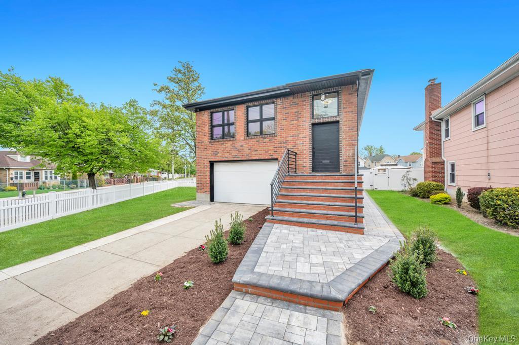 112-01 175 Street – For Sale photo 5