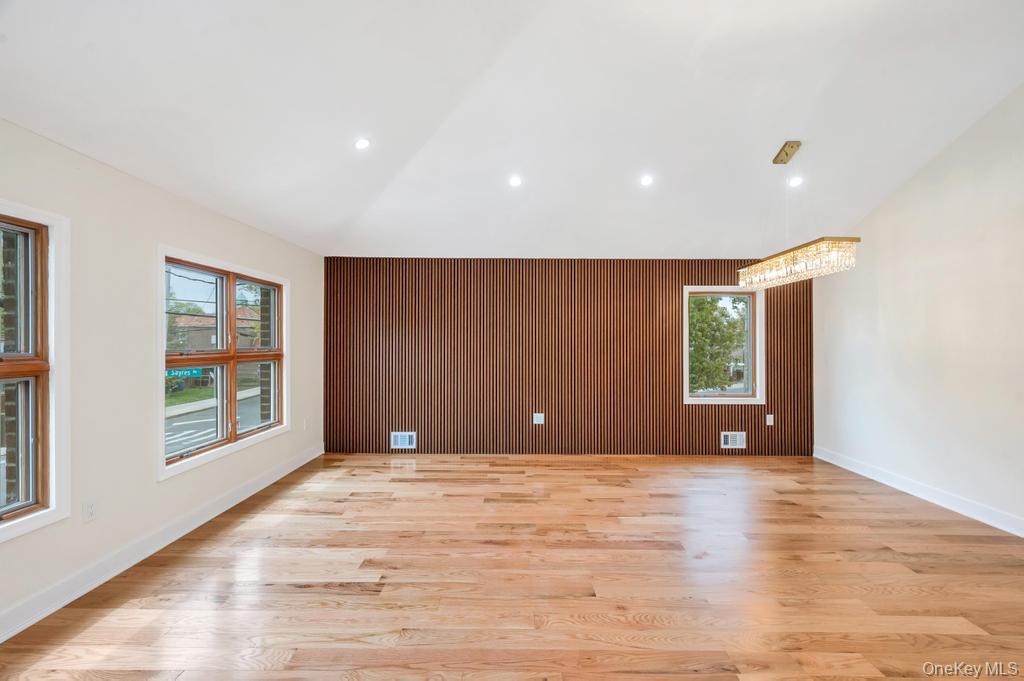 112-01 175 Street – For Sale photo 11