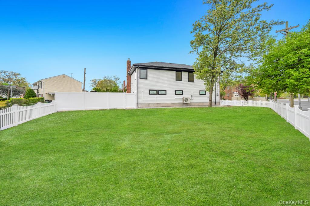 112-01 175 Street – For Sale photo 6
