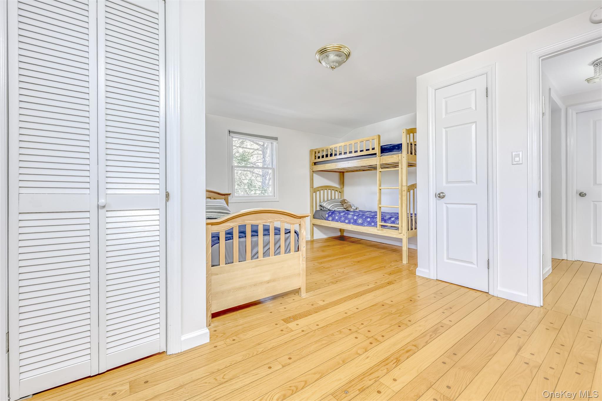 1 Hillside Avenue – For Sale photo 16