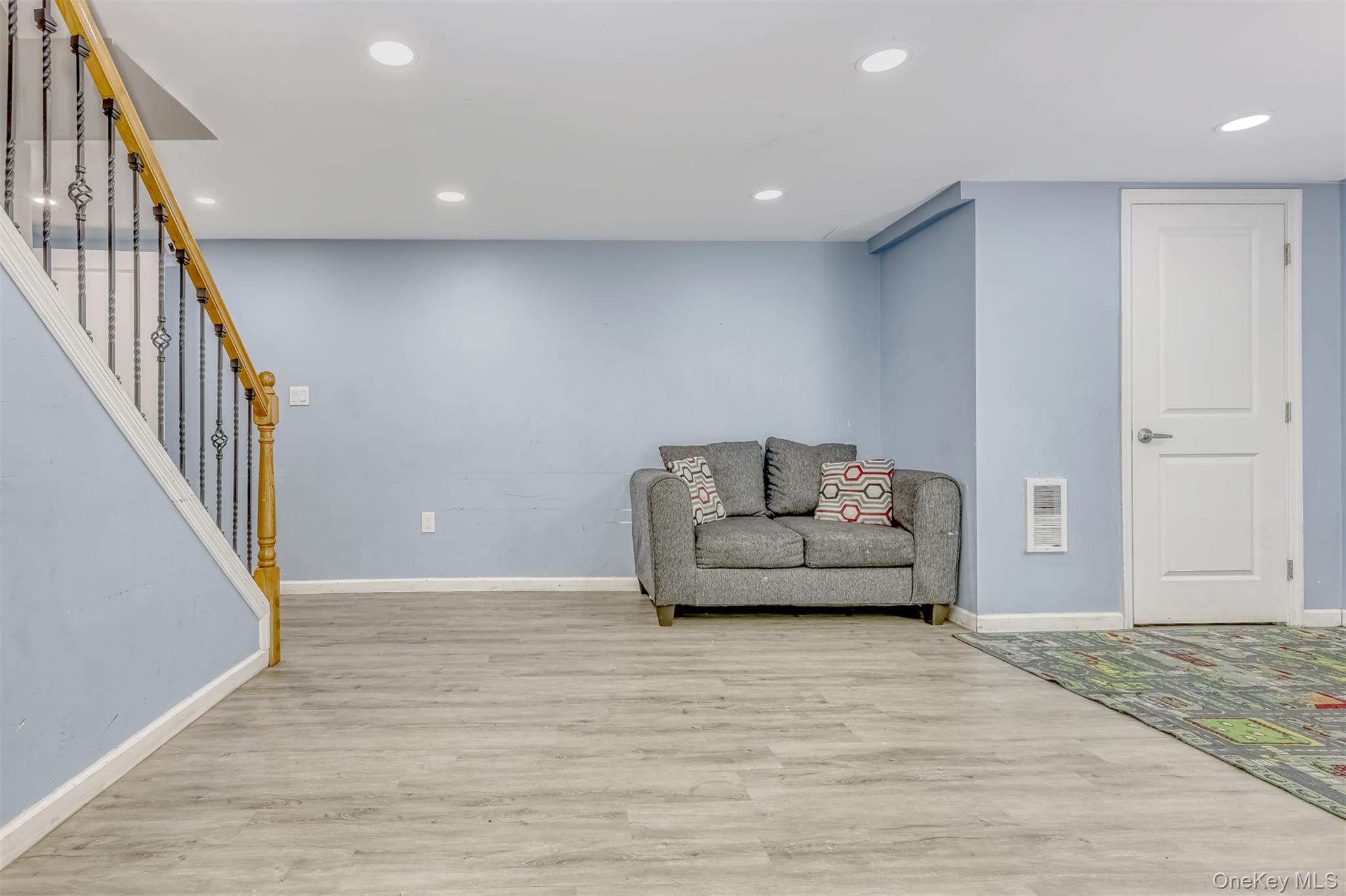 1 Hillside Avenue – For Sale photo 20
