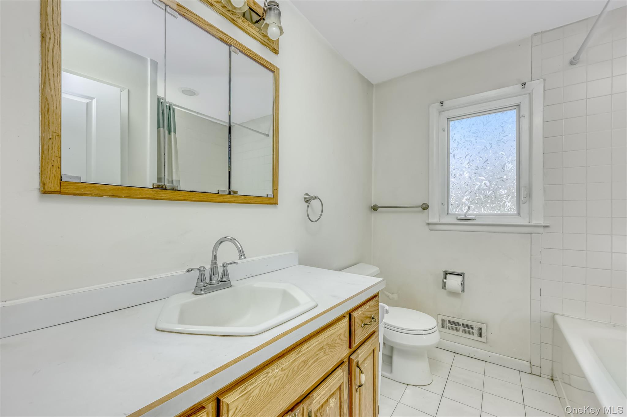 1 Hillside Avenue – For Sale photo 15