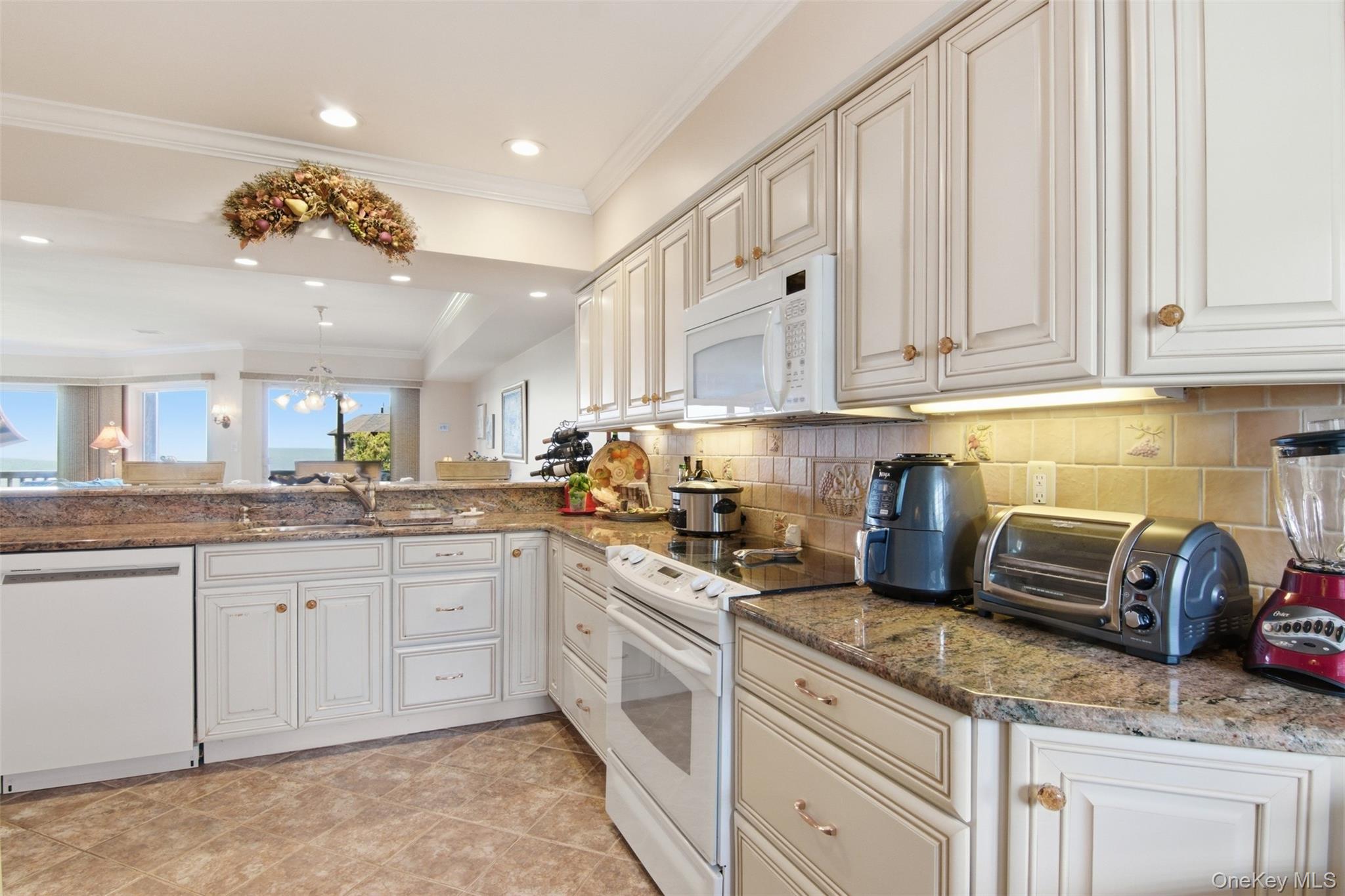 605 Fox Hill Drive – For Sale photo 16