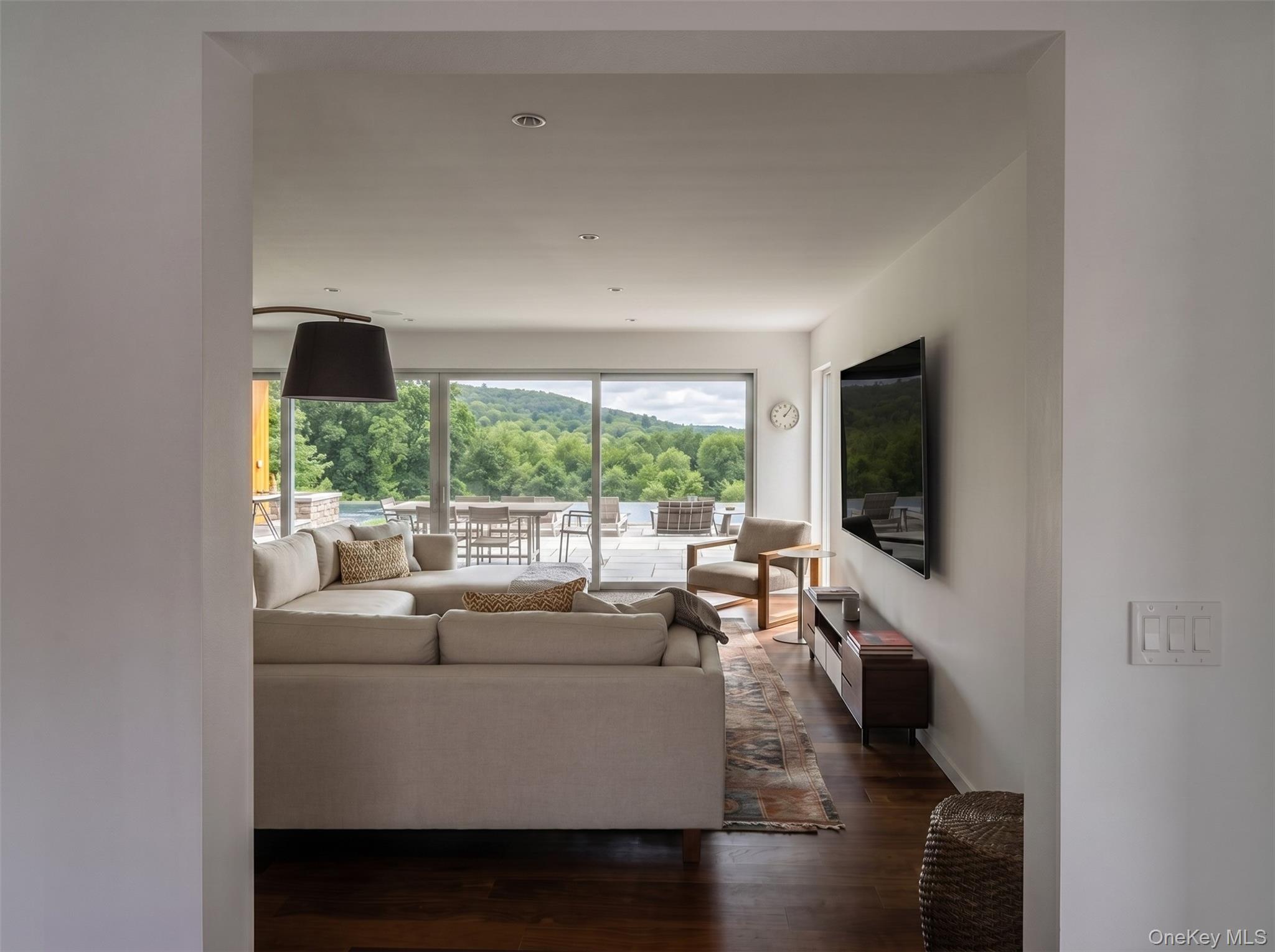 33 Ford Road – For Sale photo 13