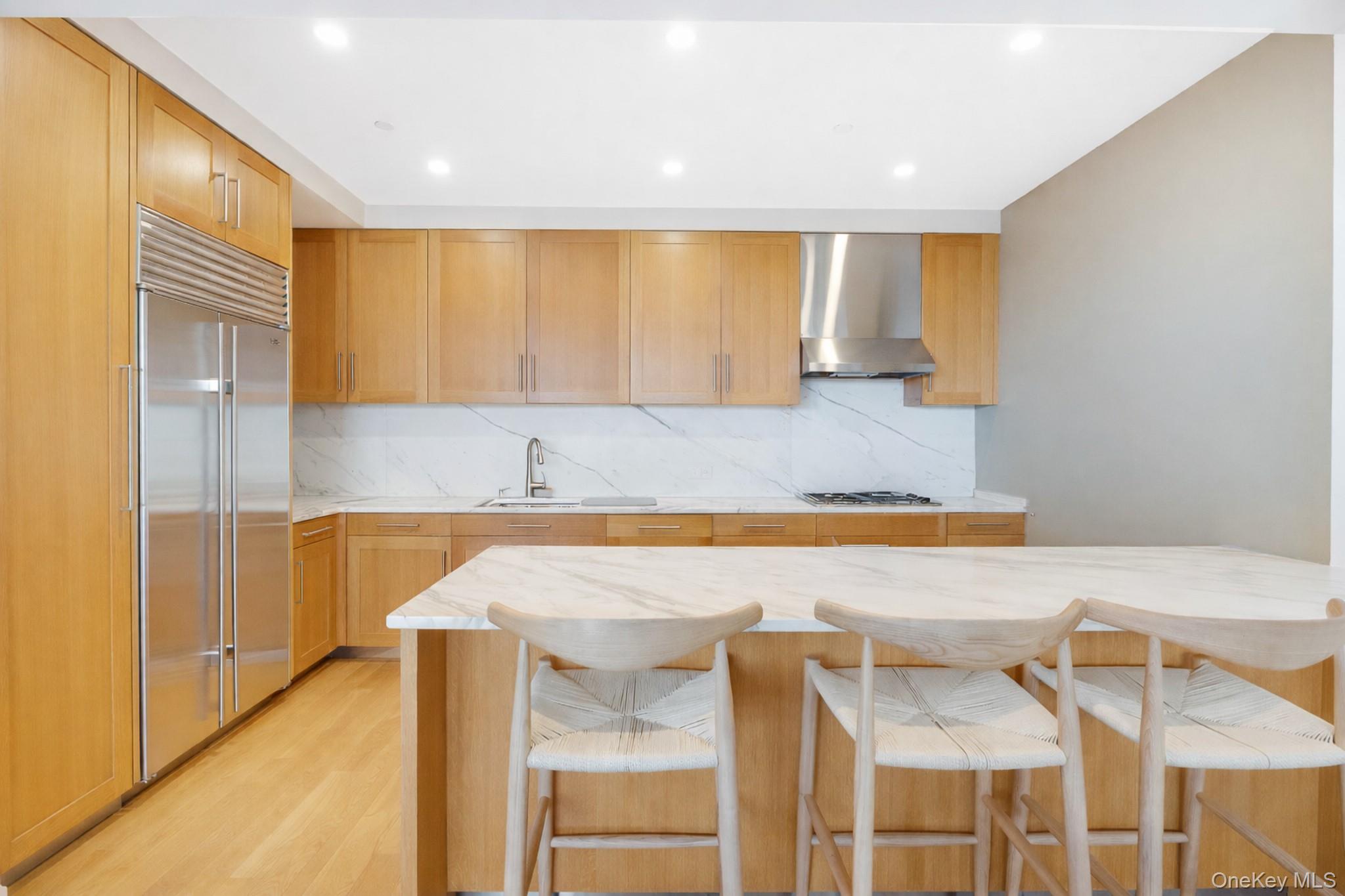 130 W 30th Street, Unit 14B photo 4