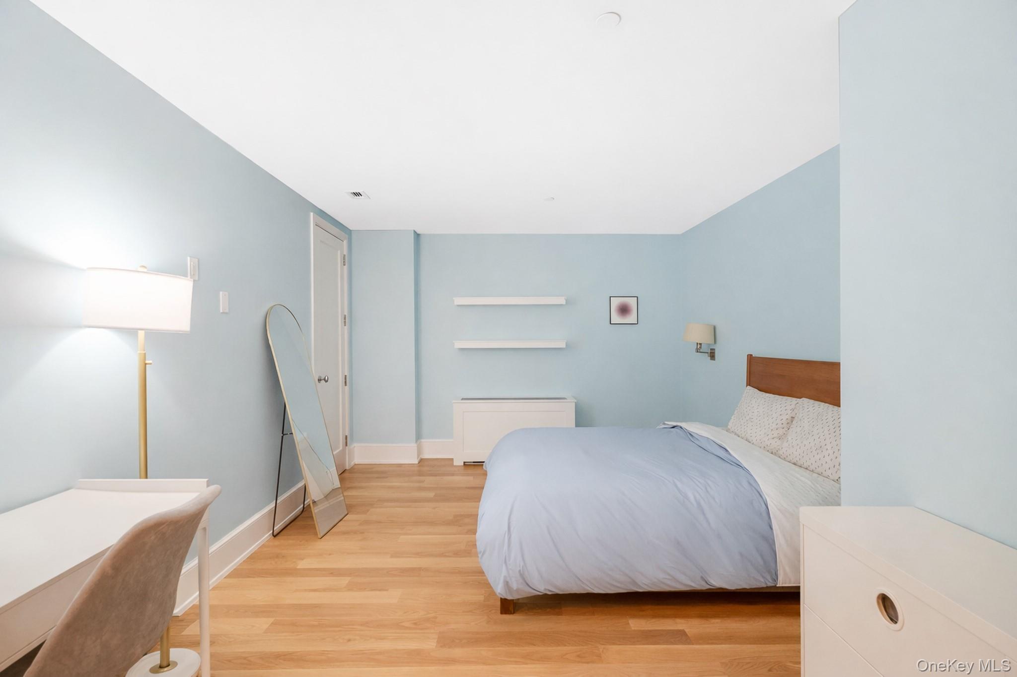 130 W 30th Street, Unit 14B photo 6