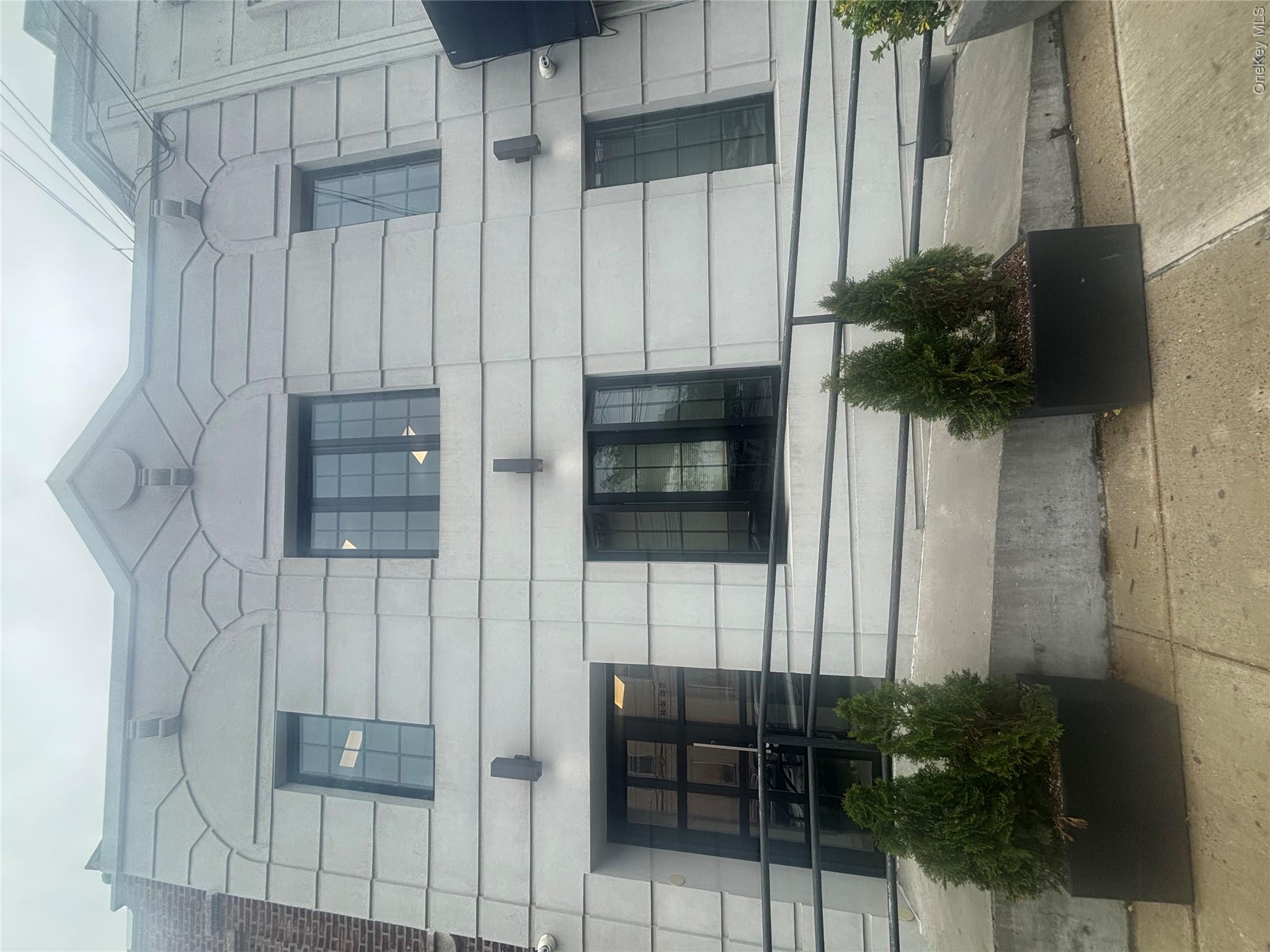 135-31 Kew Gardens Road – For Sale
