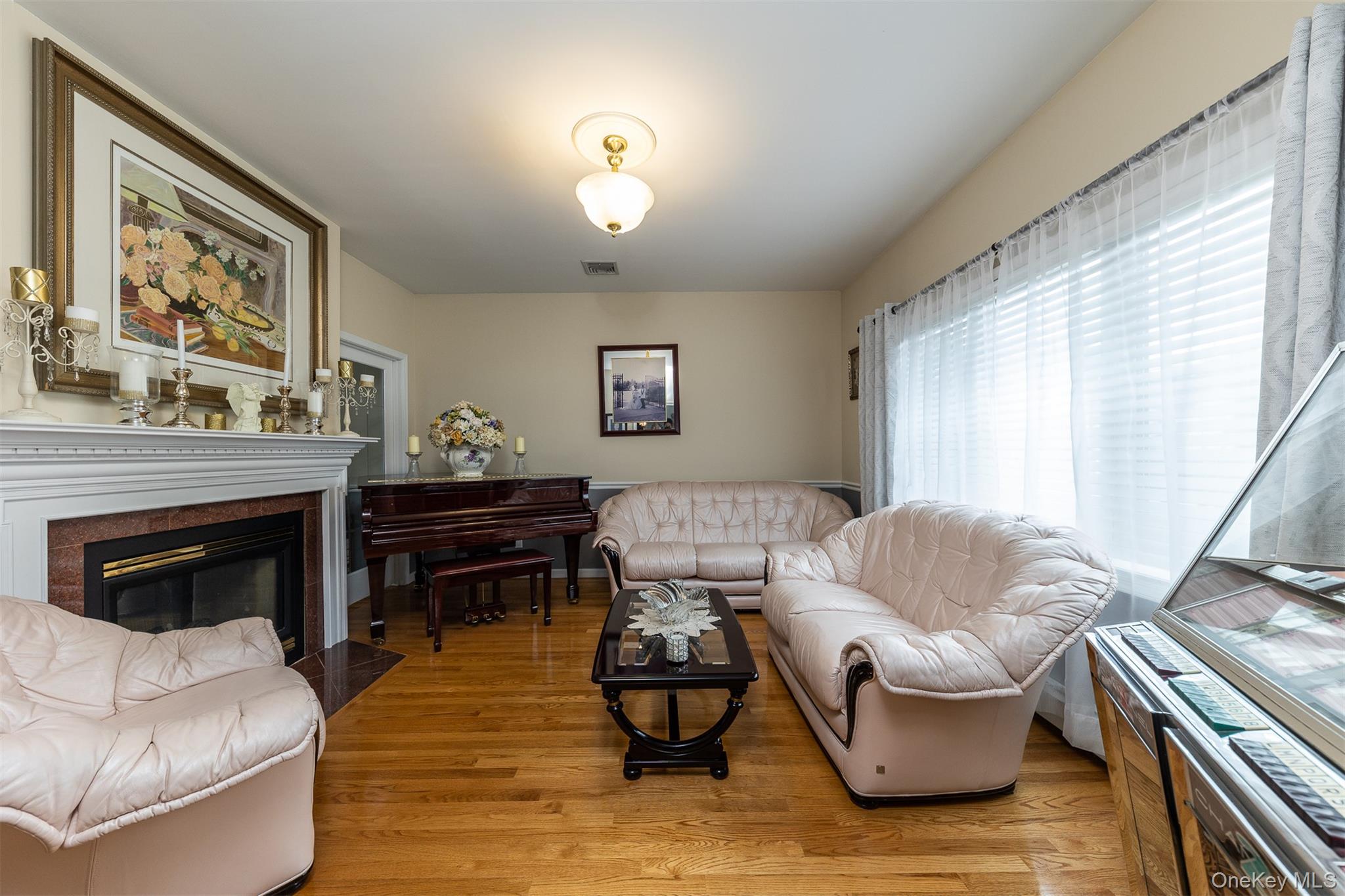 102 Davison Avenue – For Sale photo 6