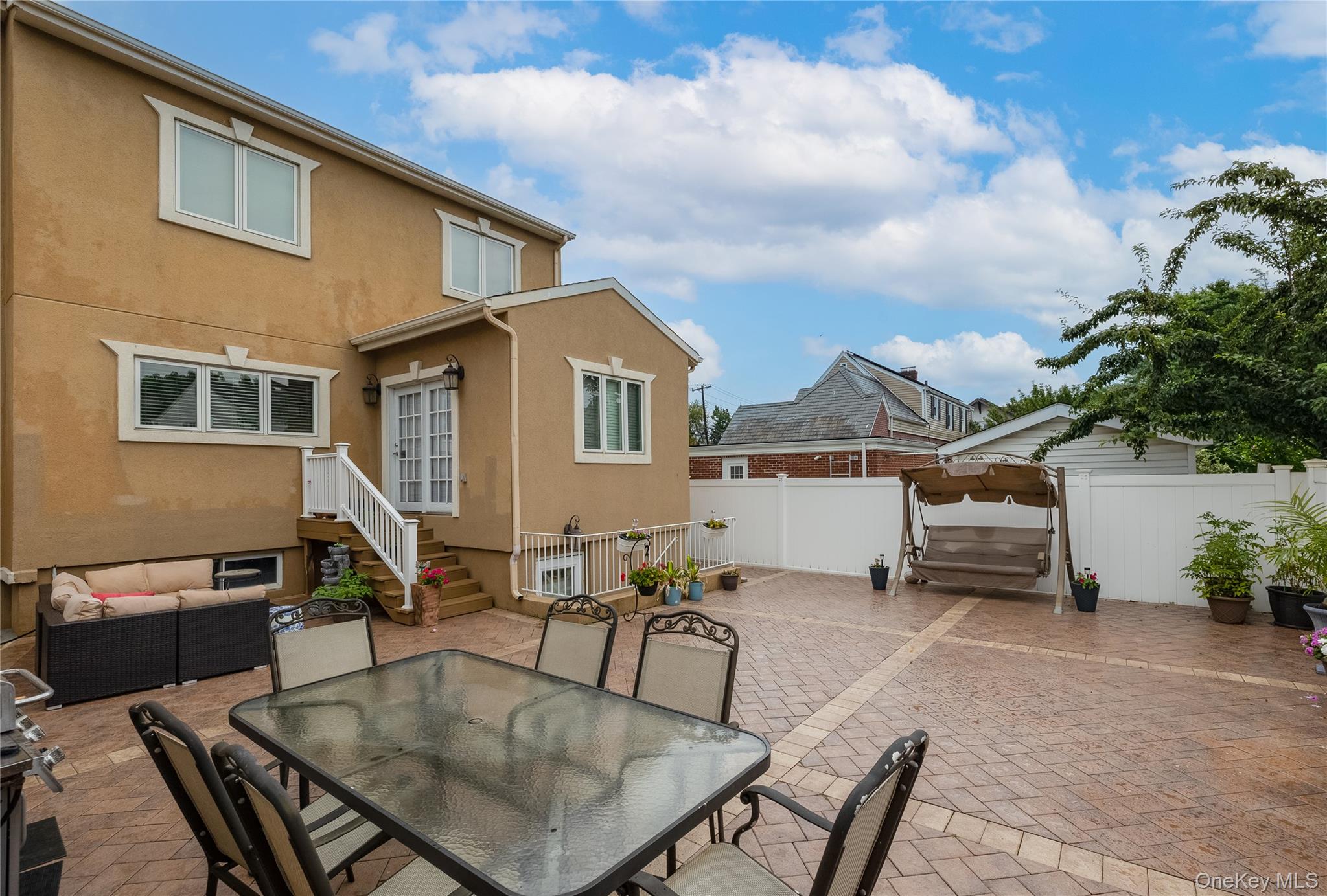 102 Davison Avenue – For Sale photo 27