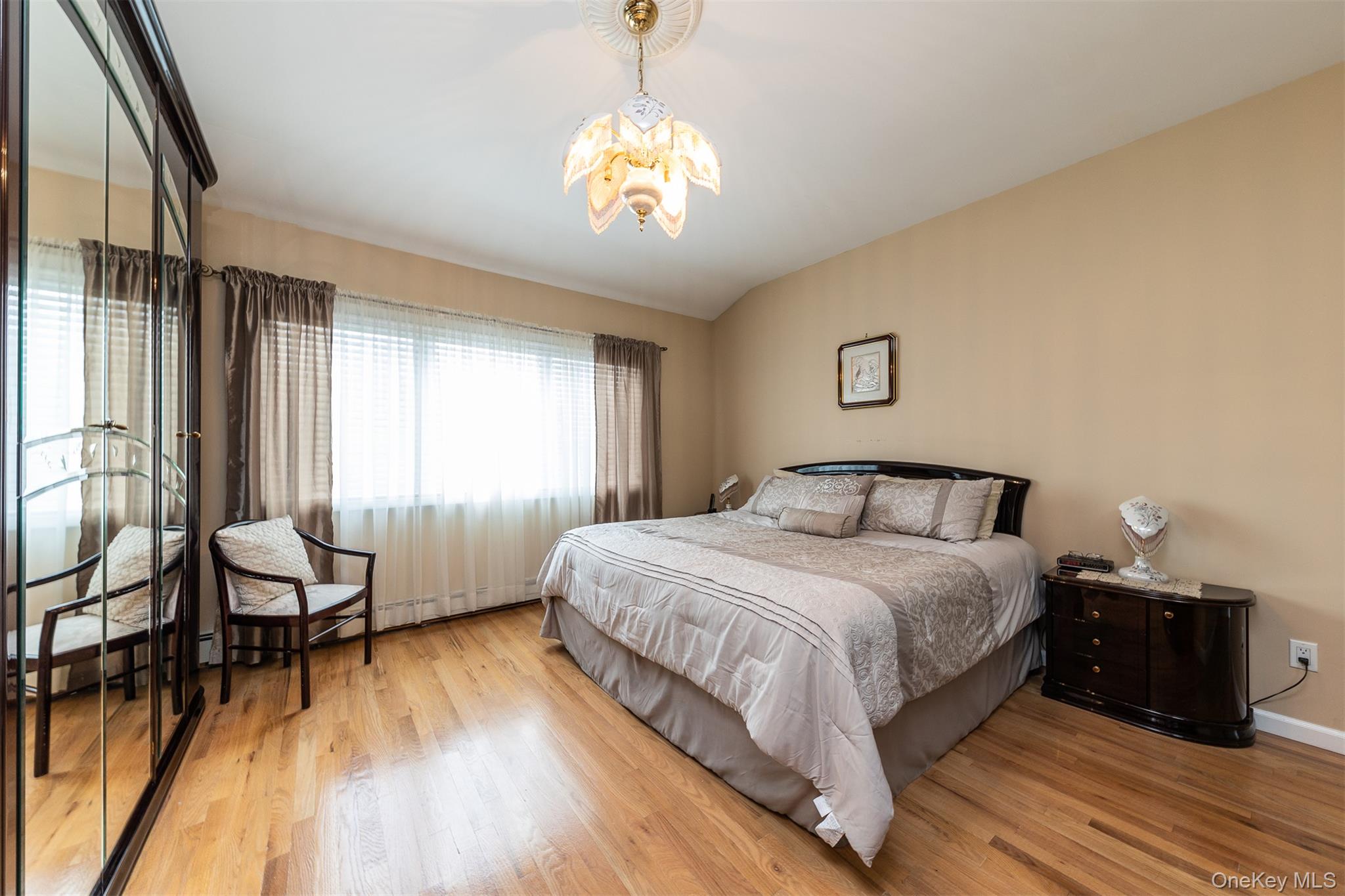 102 Davison Avenue – For Sale photo 13