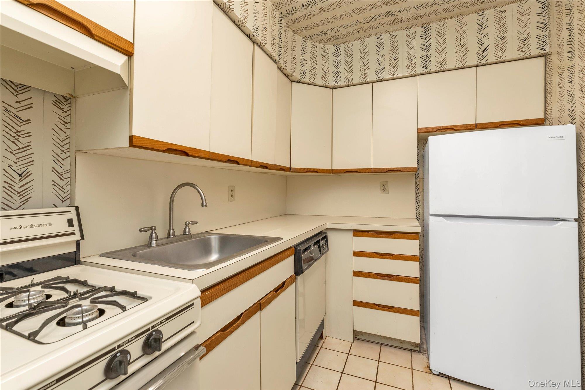 3 Edwards Street, Unit 1F photo 10