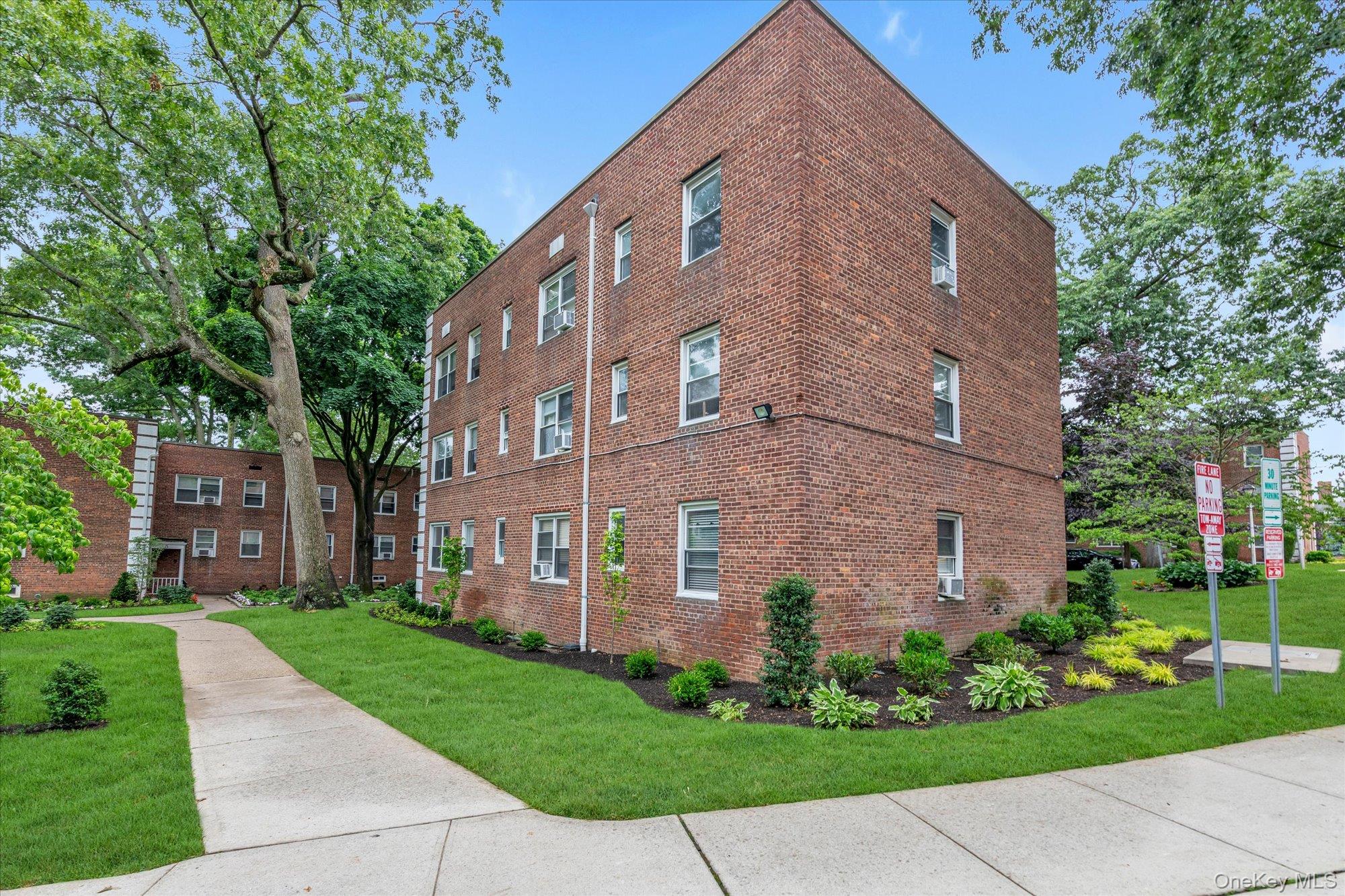 3 Edwards Street, Unit 1F photo 15