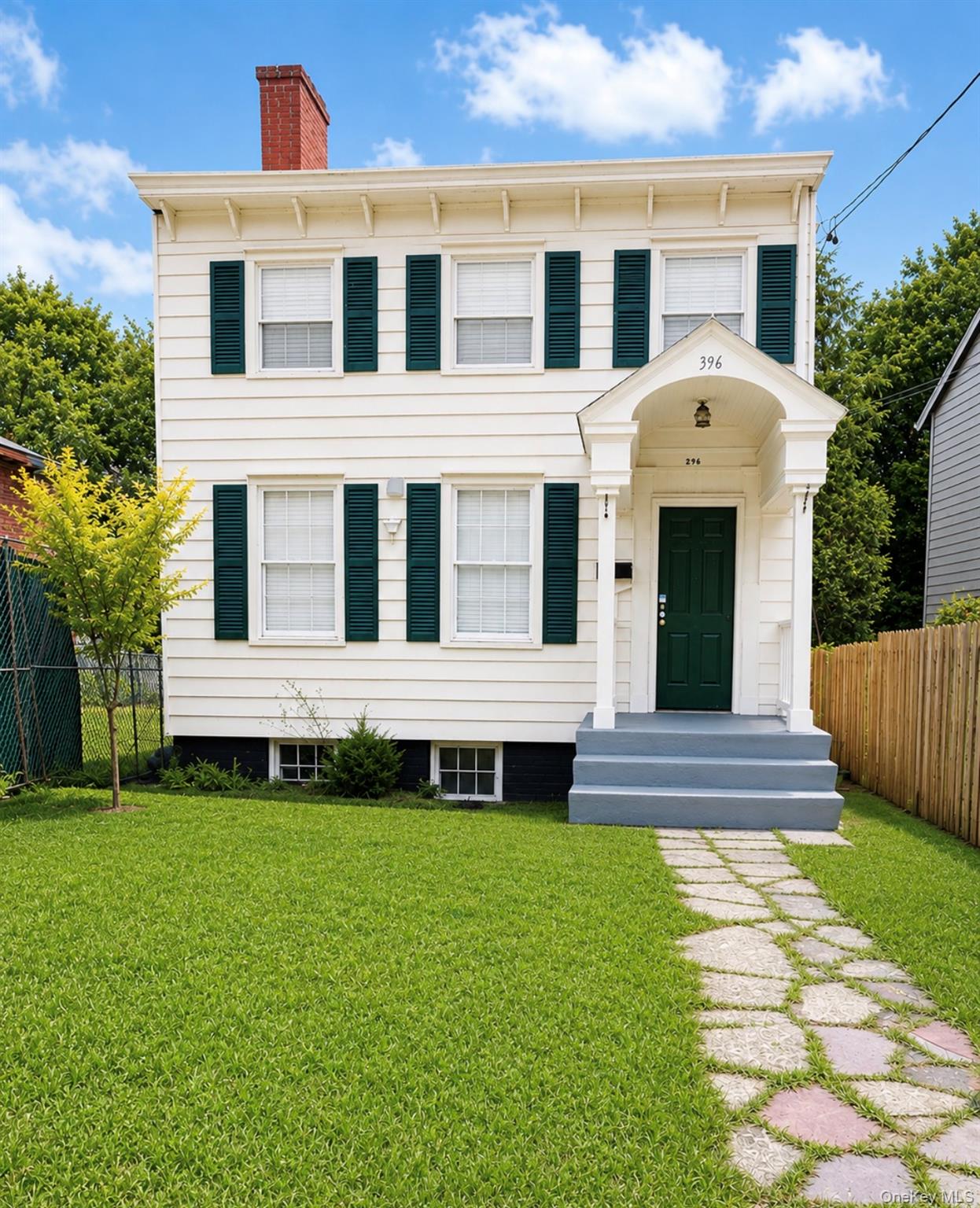 396 Liberty Street – For Sale photo 2