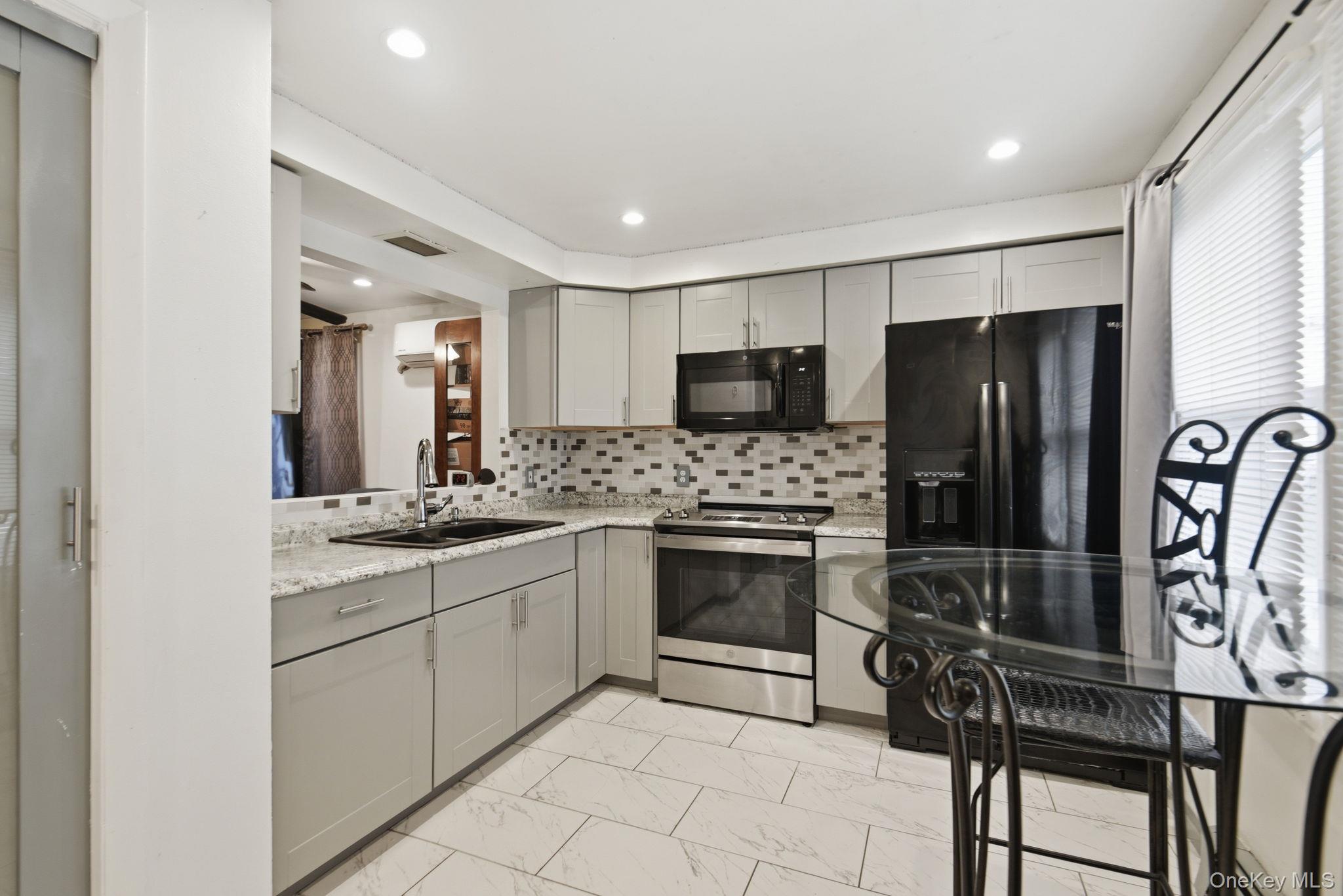 17 Harbor Hill Court – For Sale photo 10