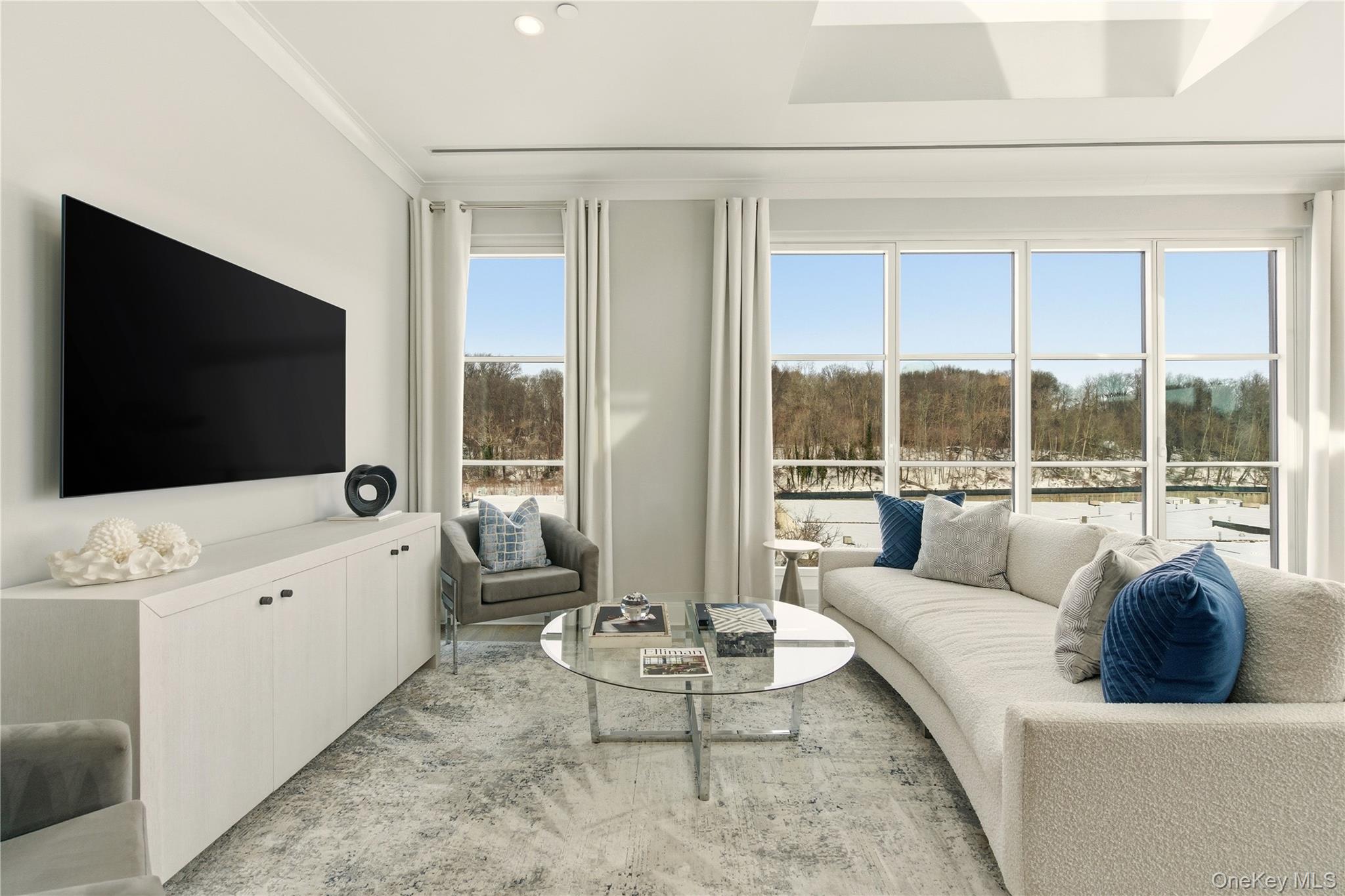 100 Garvies Point Road, Unit 1348 photo 4