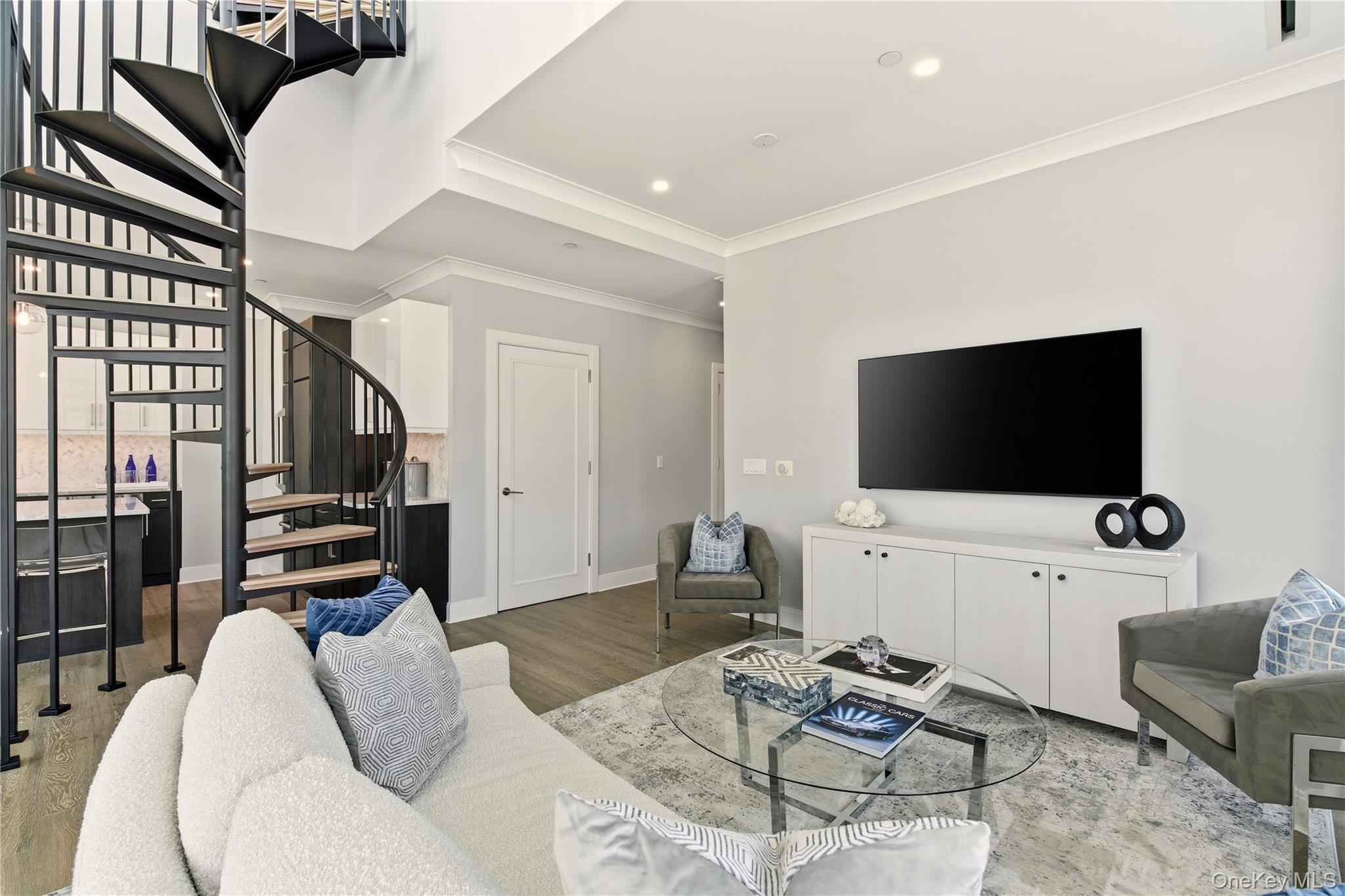 100 Garvies Point Road, Unit 1348 photo 3