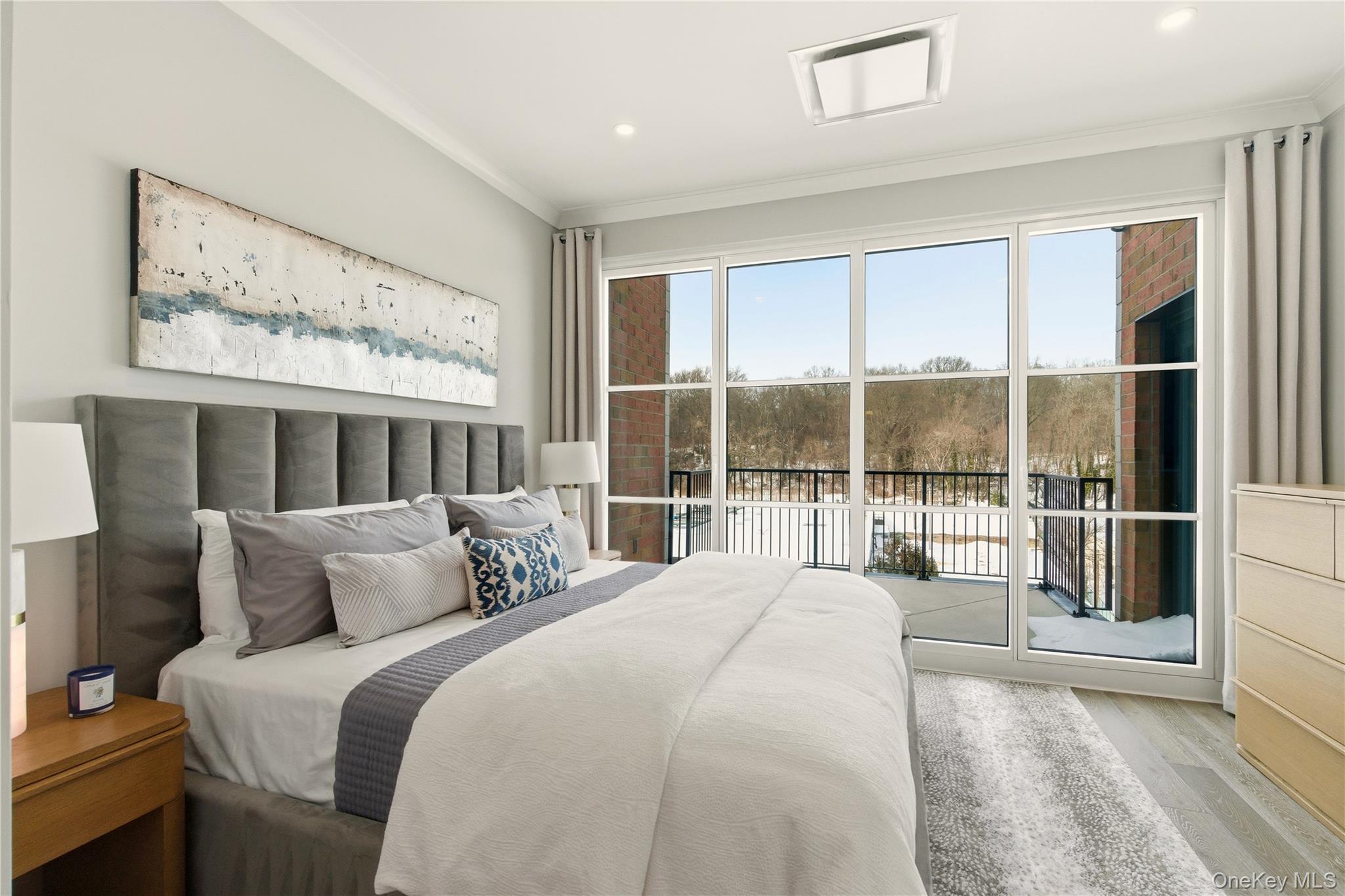 100 Garvies Point Road, Unit 1348 photo 12