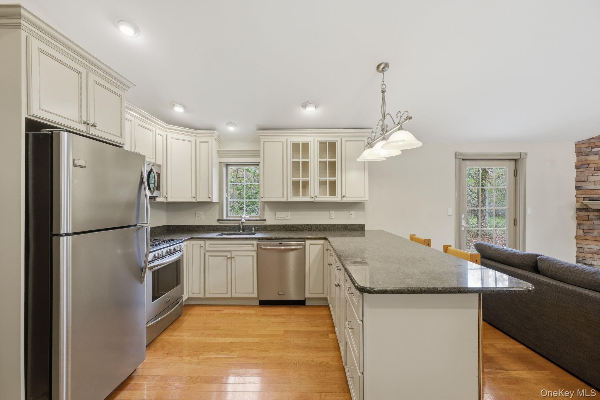 60 Union Avenue – For Sale photo 36