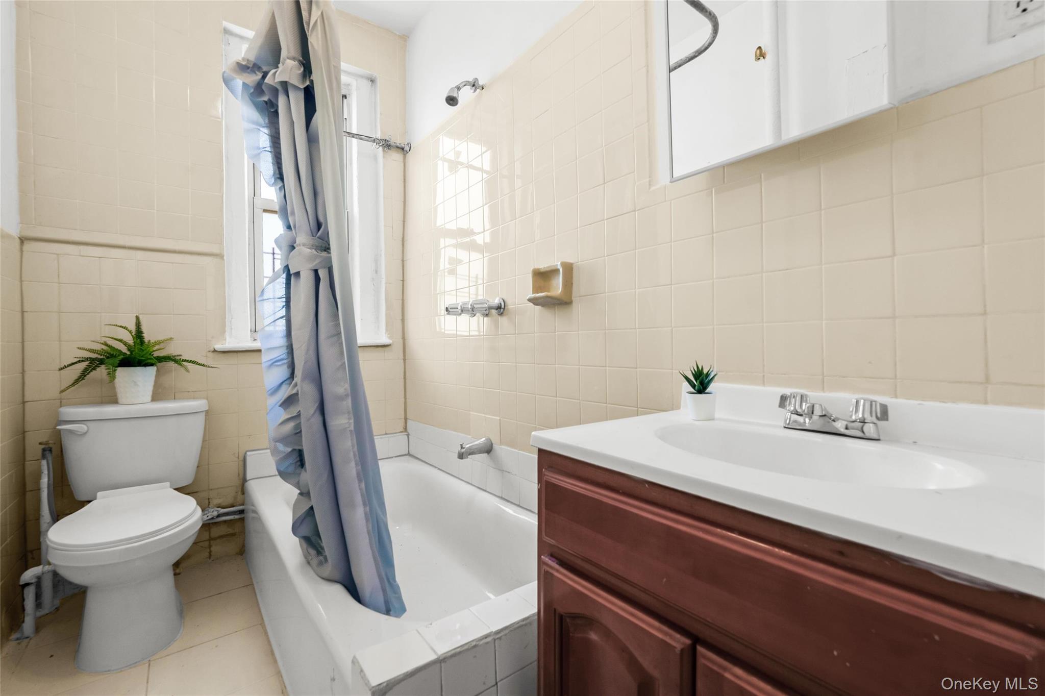 1898 Longfellow Ave Avenue, Unit E4 photo 10