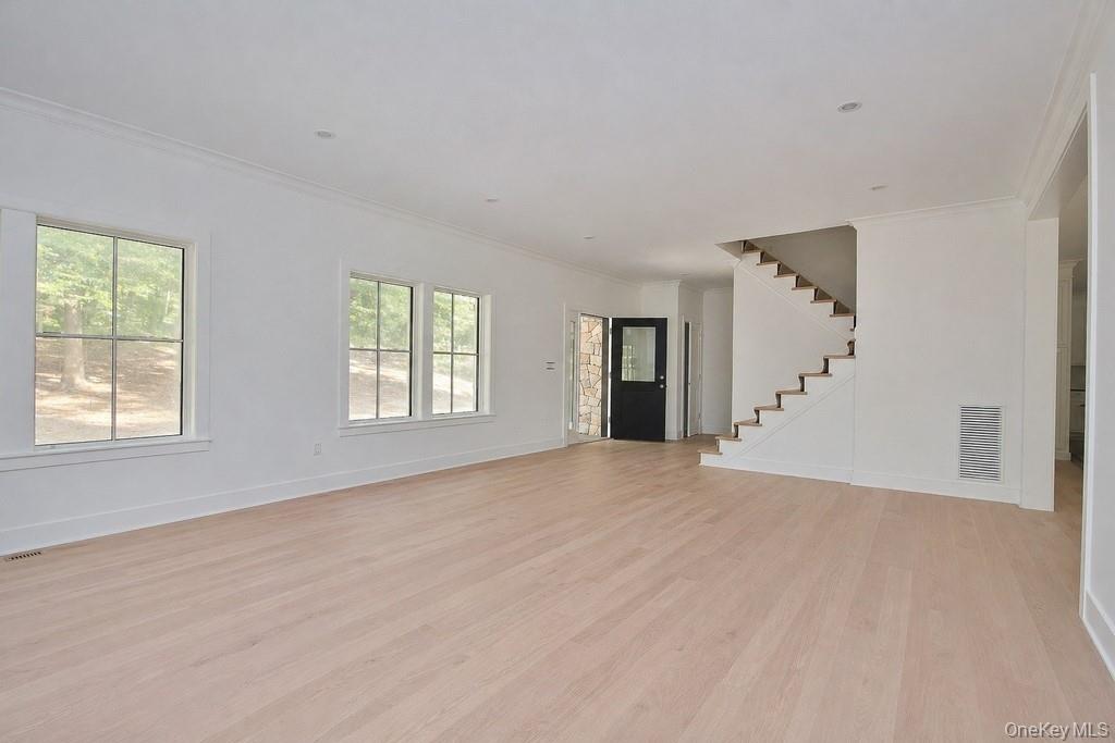 79 Cortlandt Avenue – For Sale photo 3
