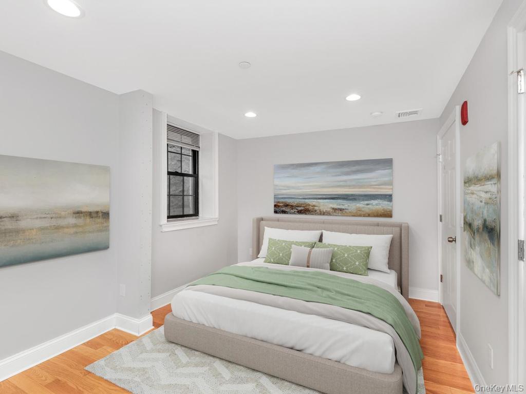 26 Pondfield Road W, Unit F photo 9