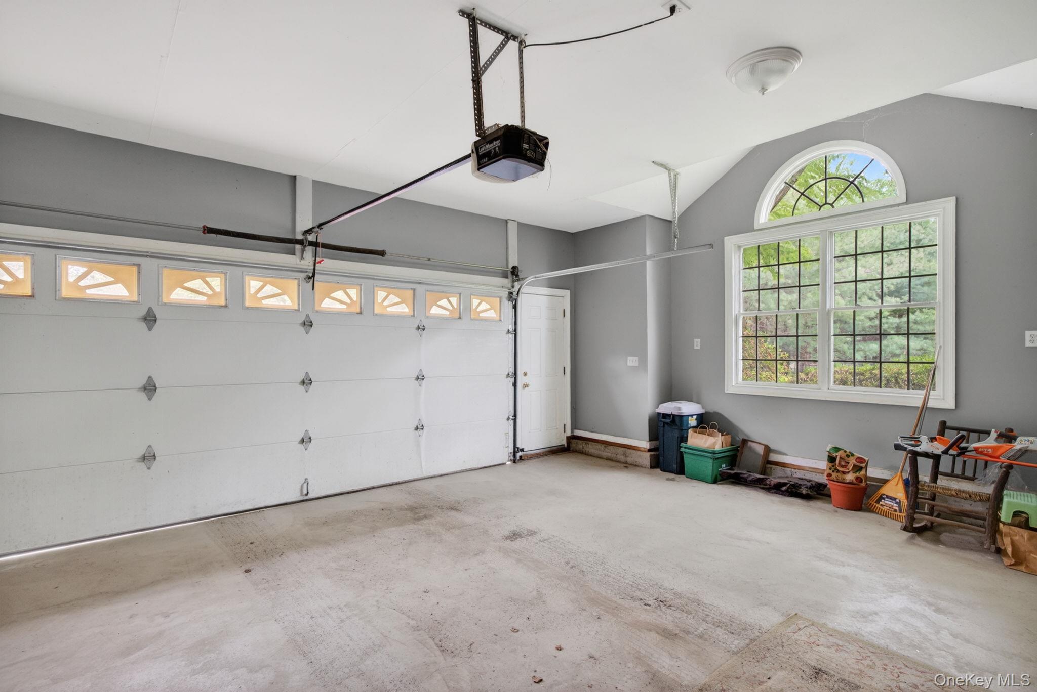 189 Bush Road – For Sale photo 35