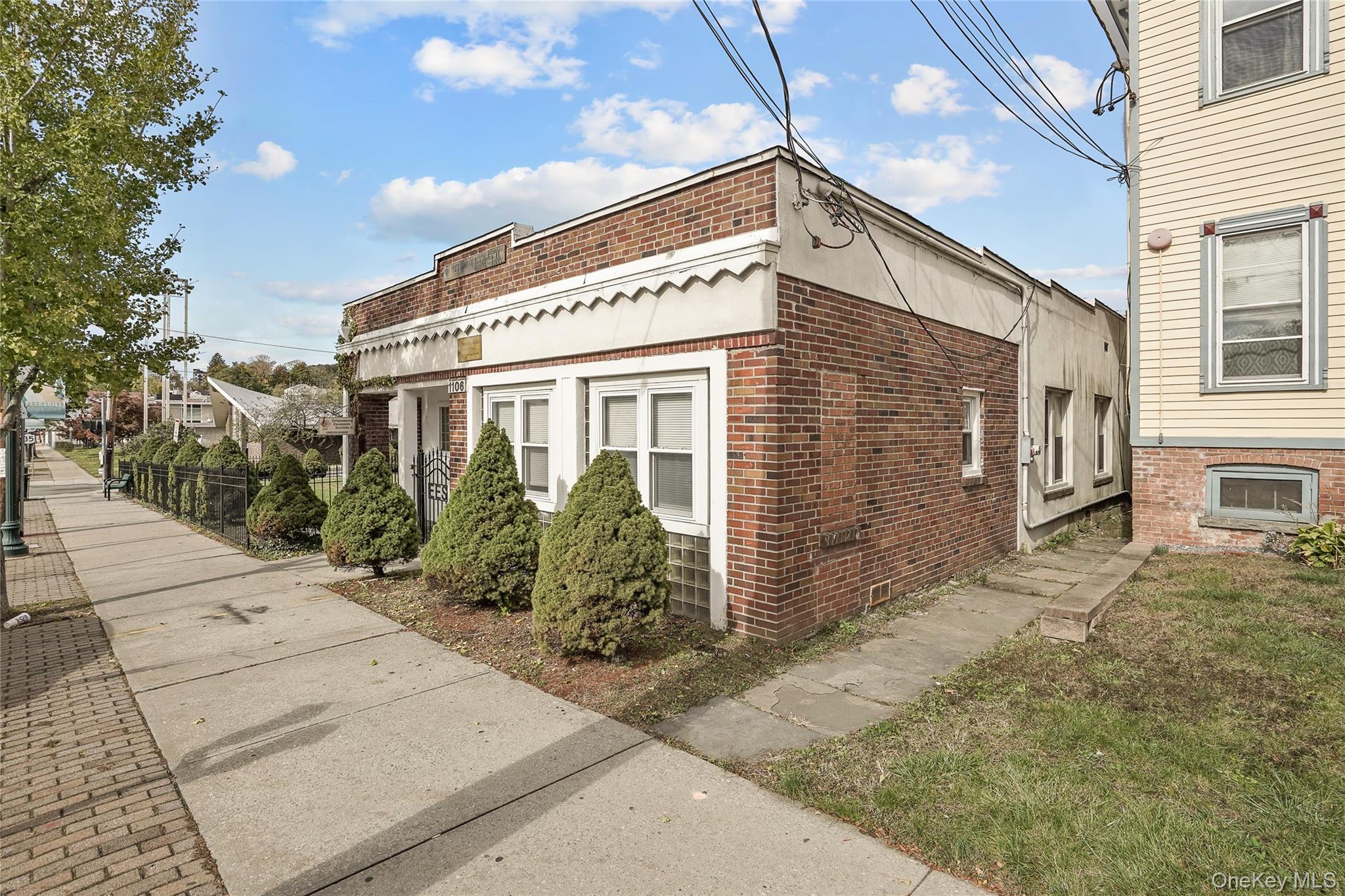 1106 Main Street – For Rent photo 4