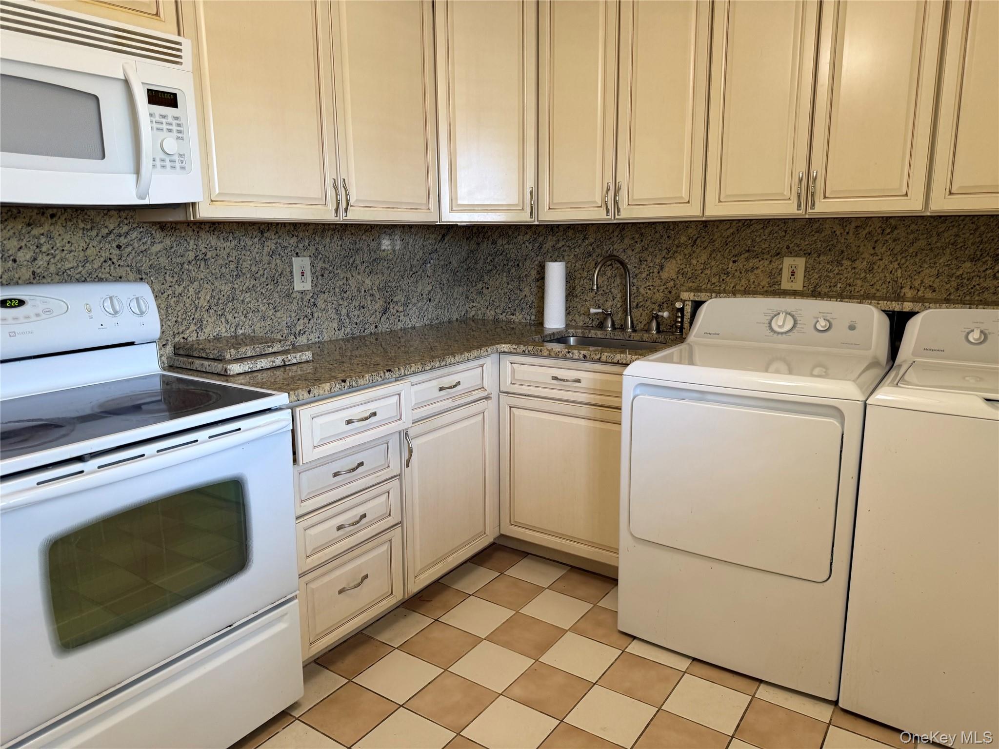 58 Harbor Road N – For Sale photo 3