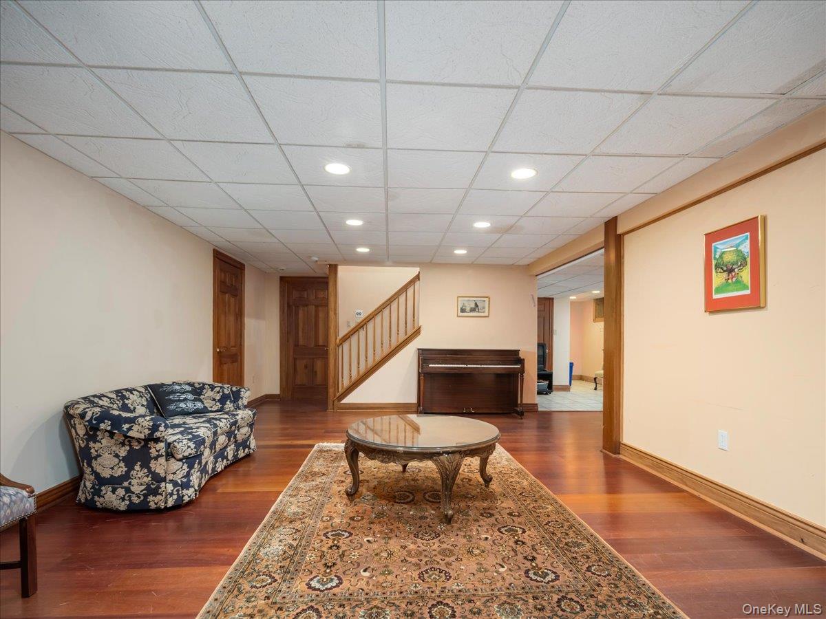 10 Rockingham Road – For Sale photo 32