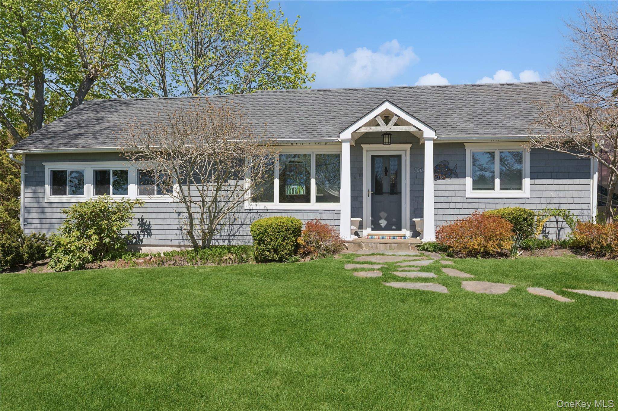 1600 Captain Kidd Drive – For Rent