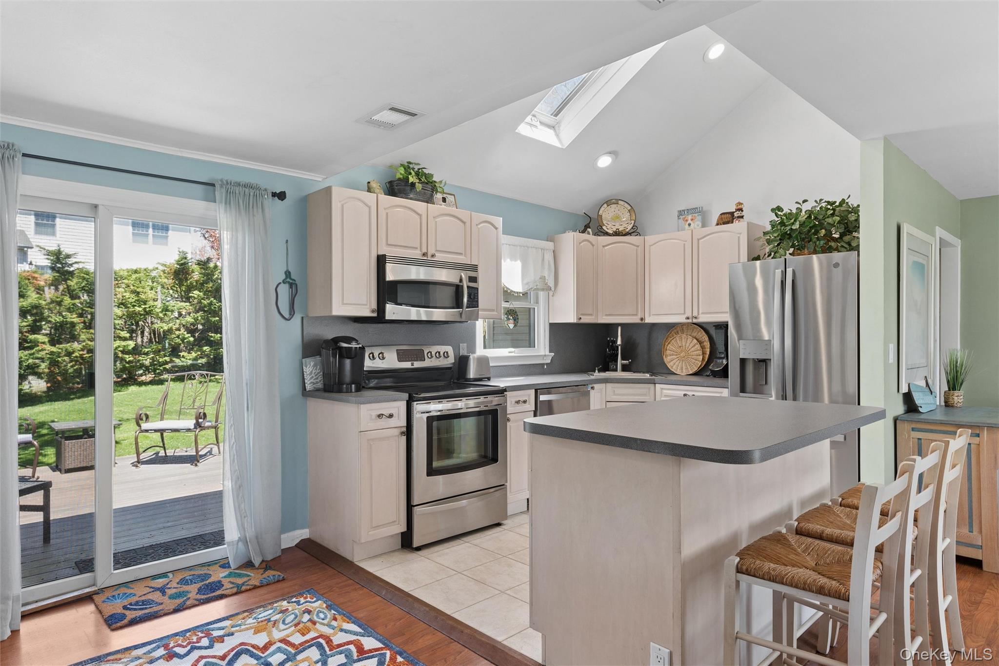 1600 Captain Kidd Drive – For Rent photo 9