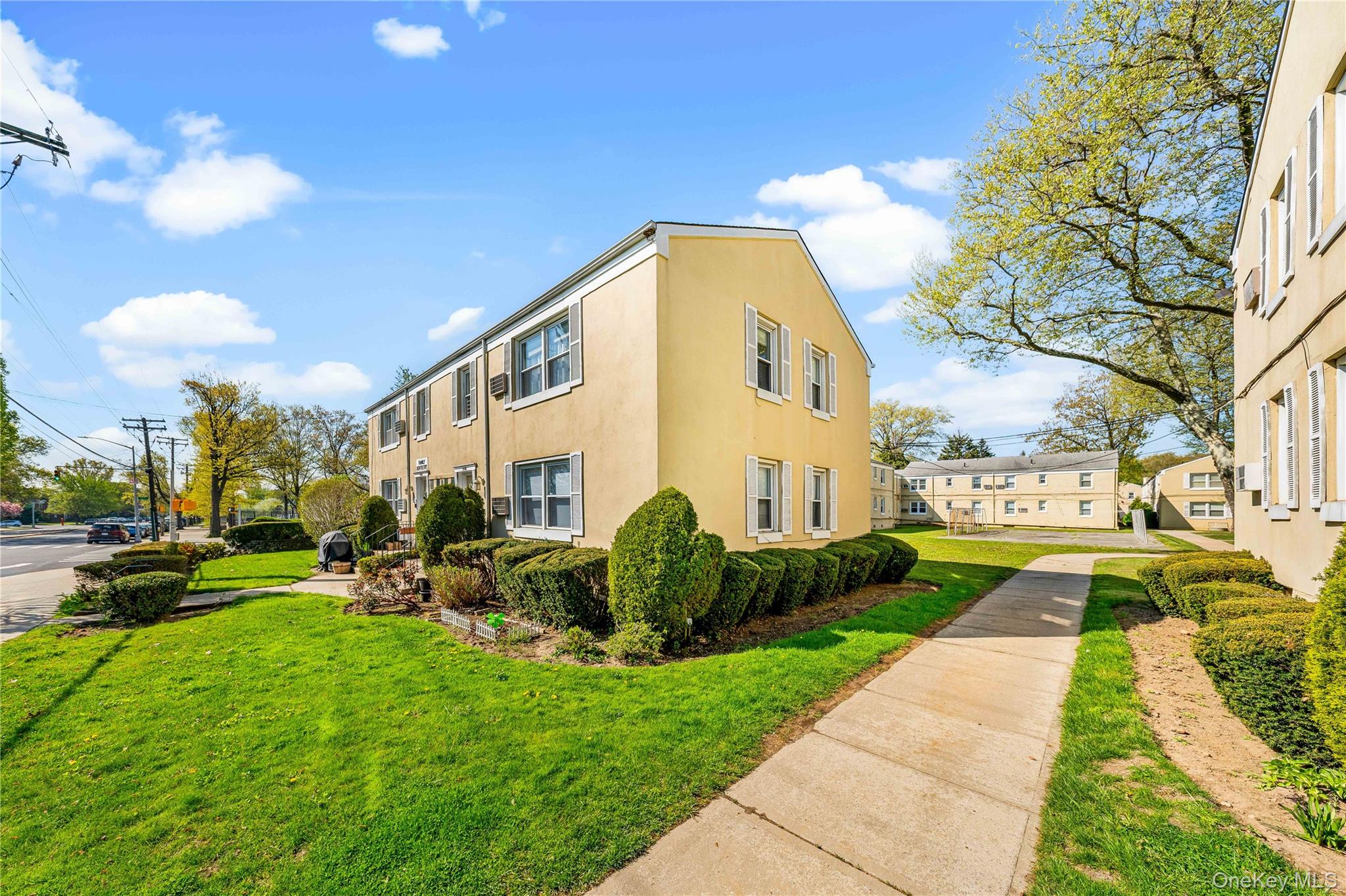 7146 Little Neck Parkway, Unit 155A photo 15